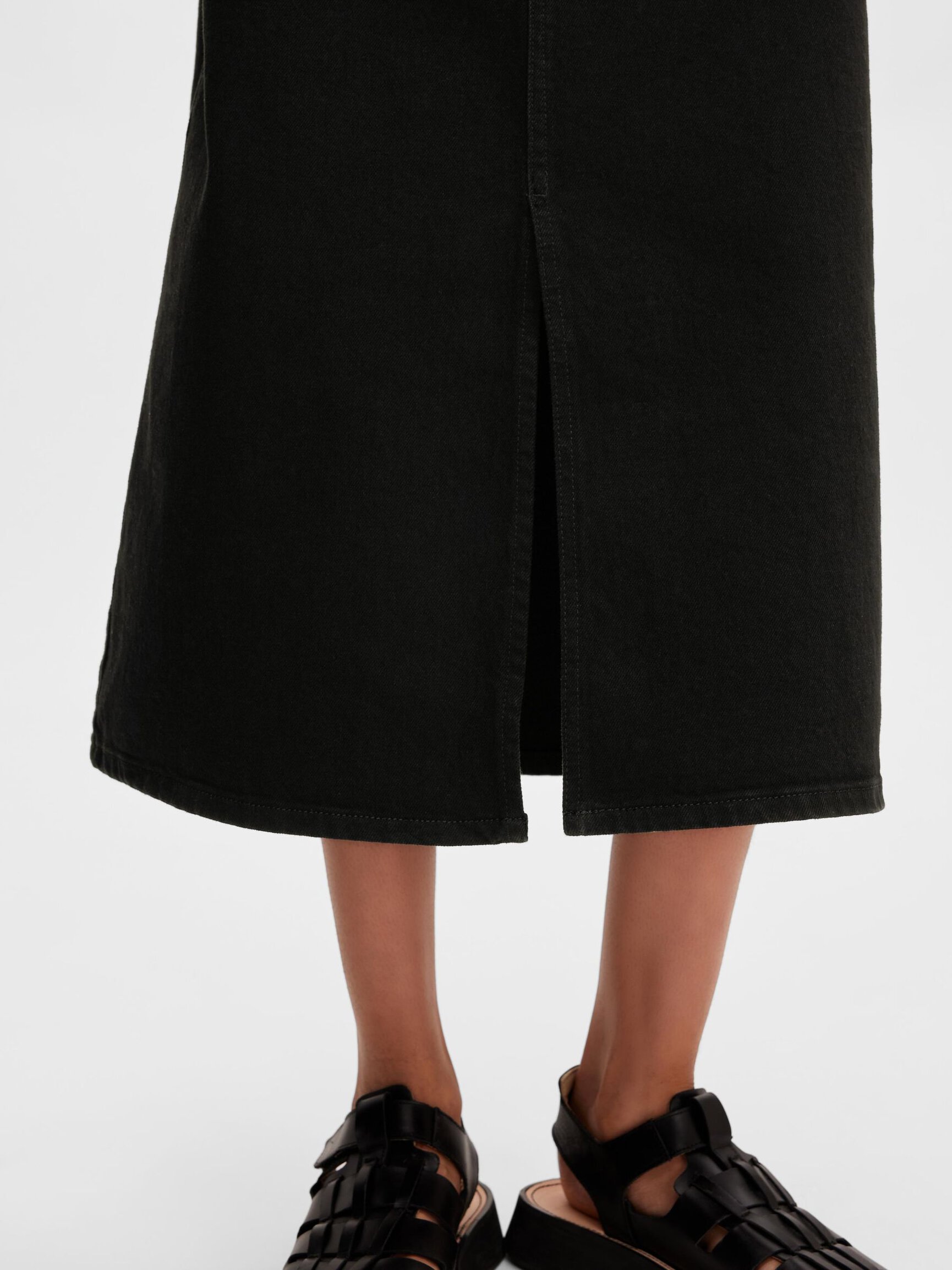 BLACK DENIM MIDI SKIRT