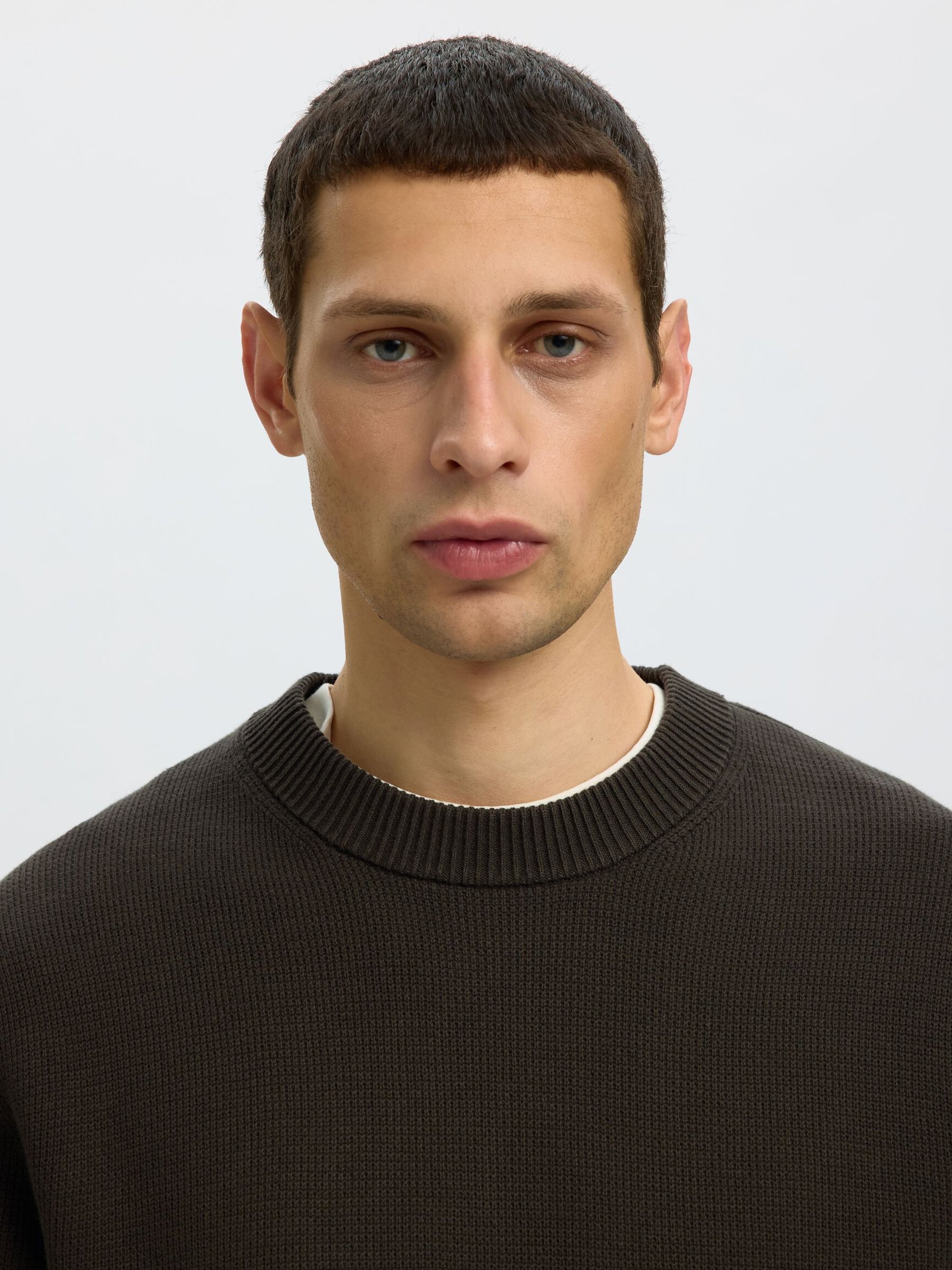 CREWNECK PULLOVER