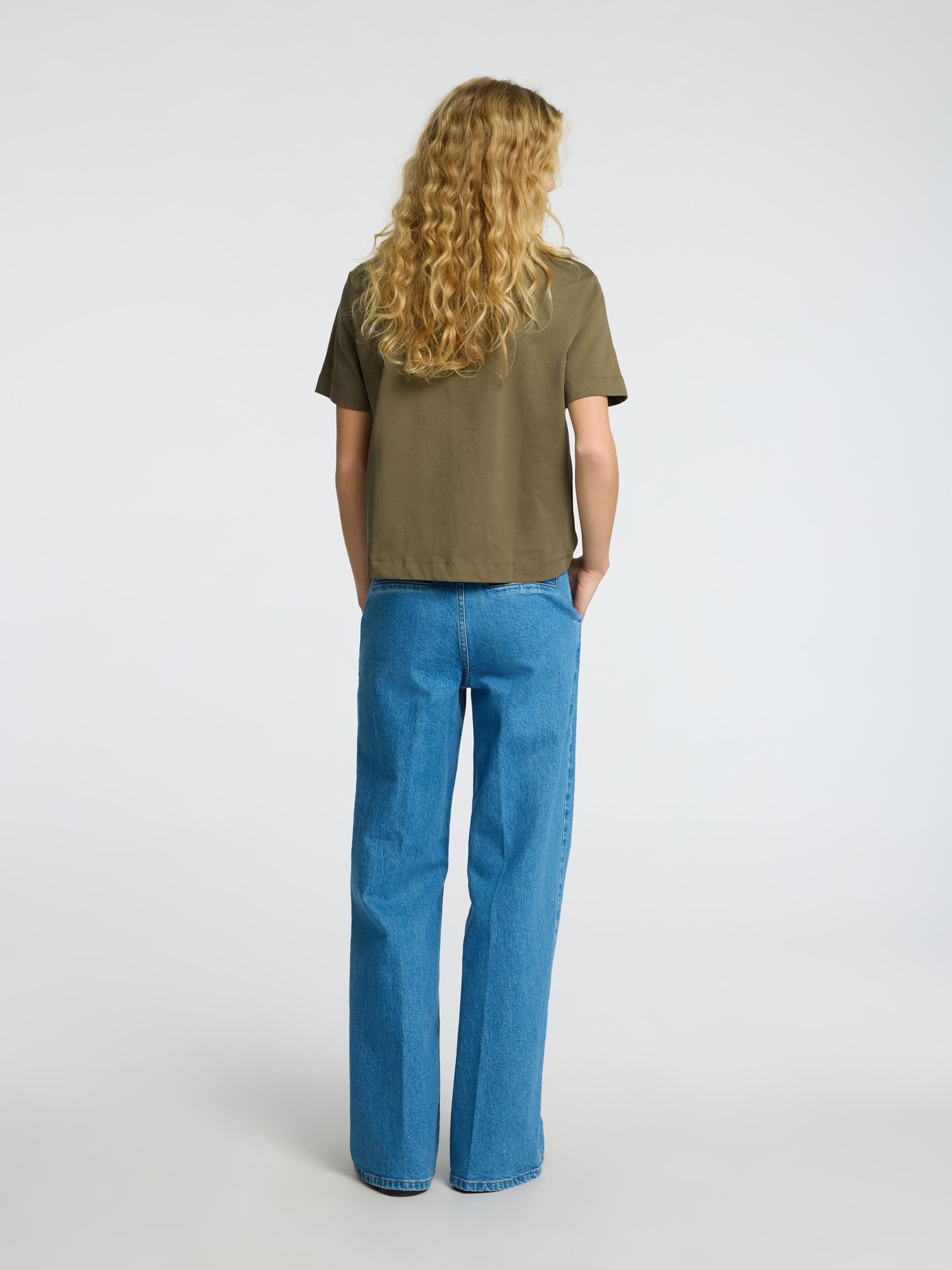 BOXY T-SHIRT
