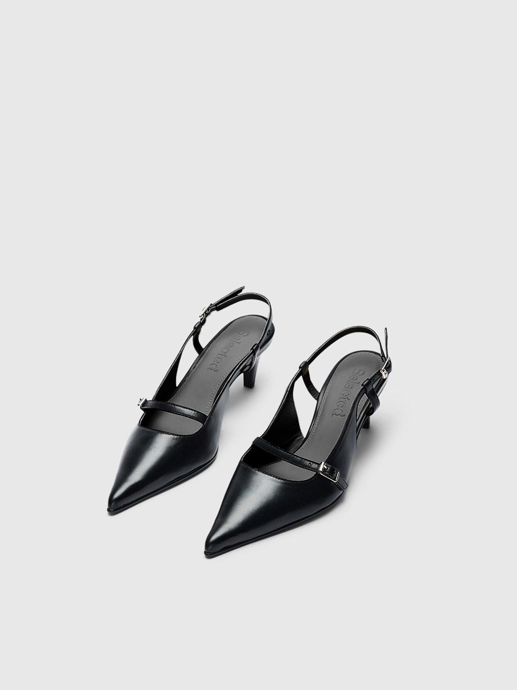 LEATHER SLINGBACKS