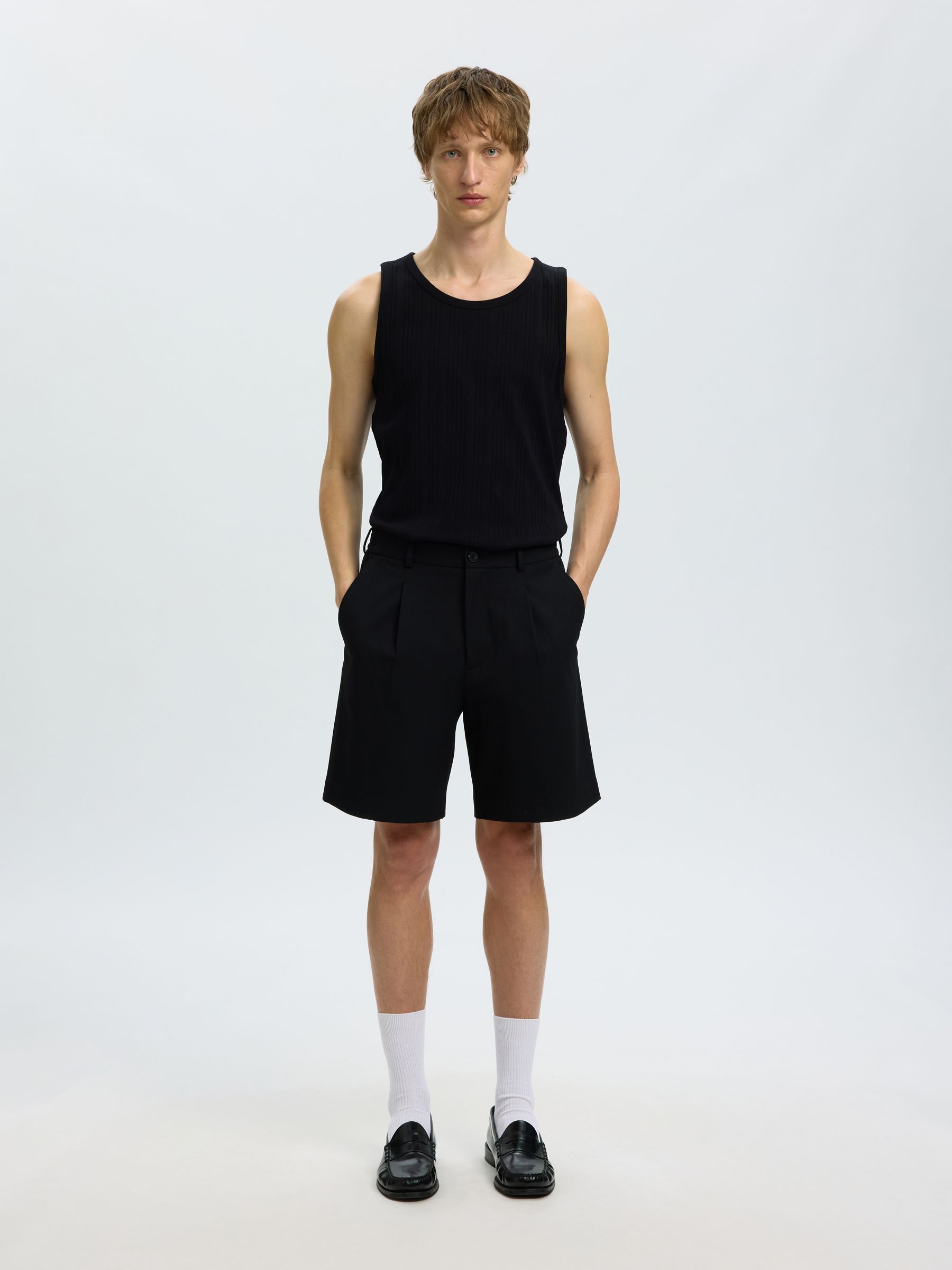 REGULAR FIT TANK TOP