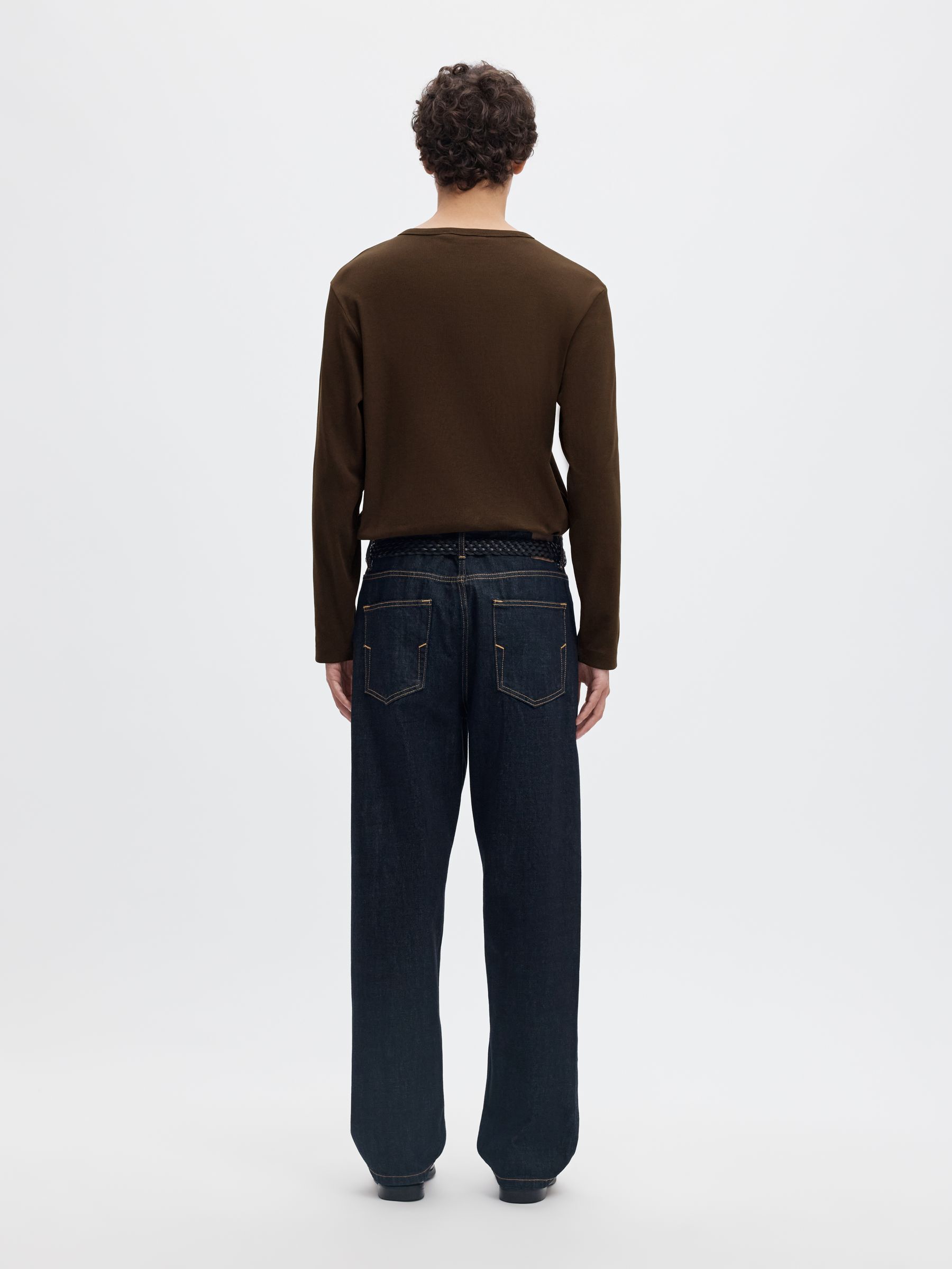RIBBED BUTTON LONG-SLEEVED T-SHIRT
