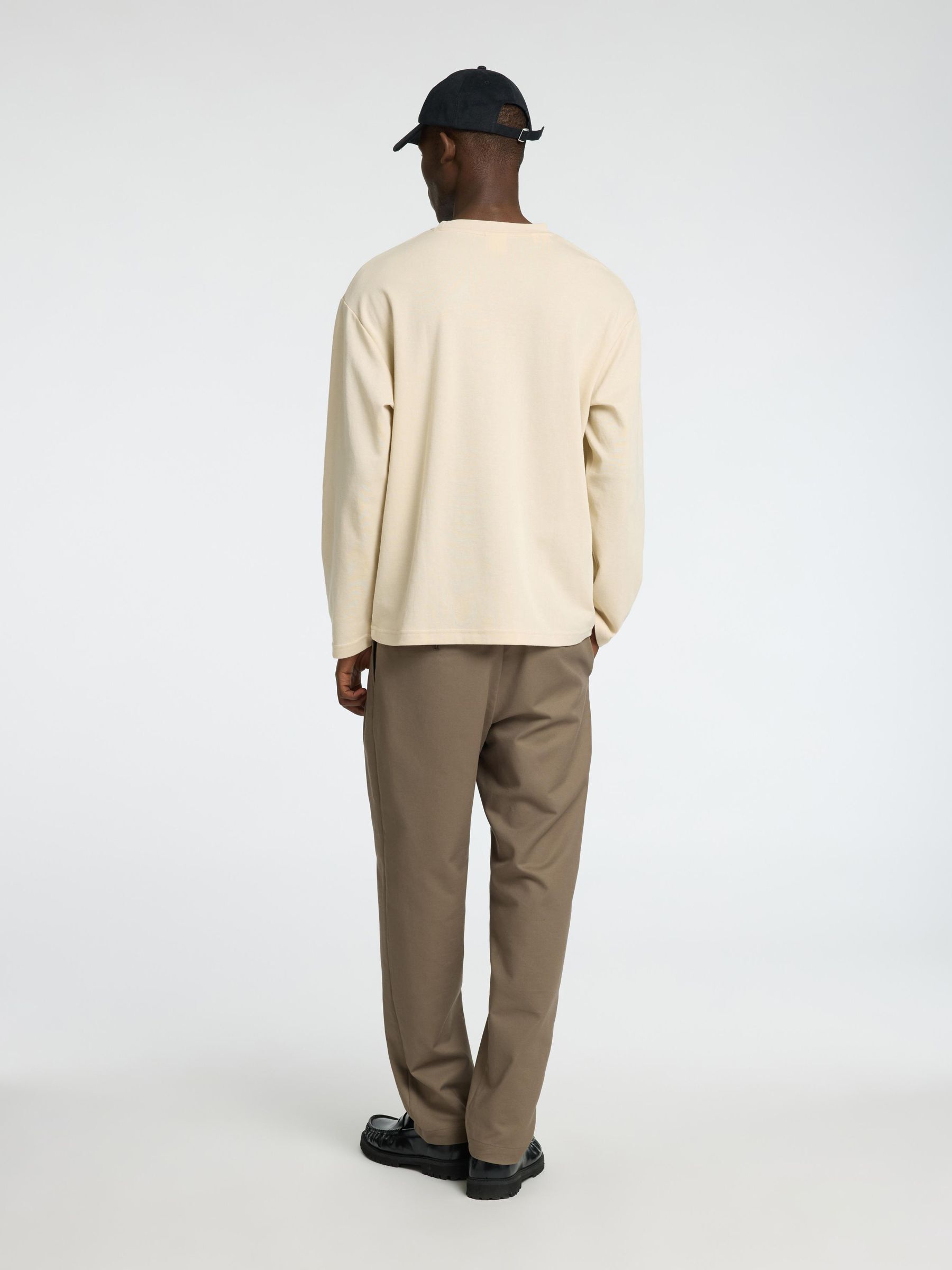 LOOSE FIT  LONG-SLEEVED T-SHIRT