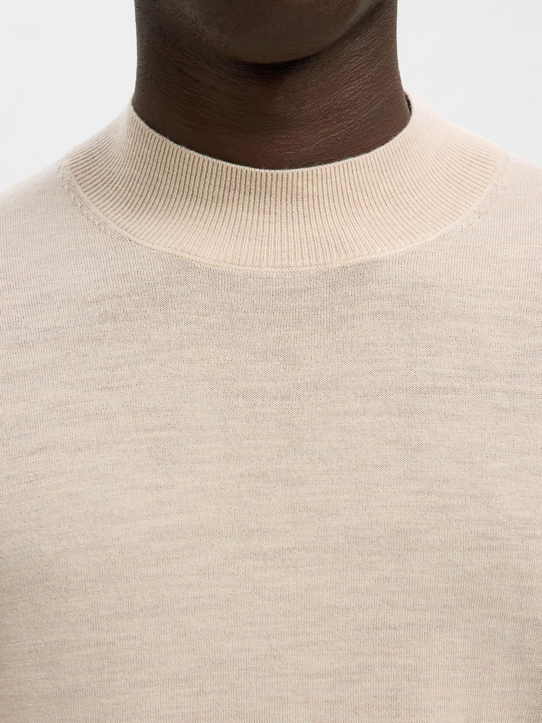 100% MERINO WOOL MOCK-NECK JUMPER