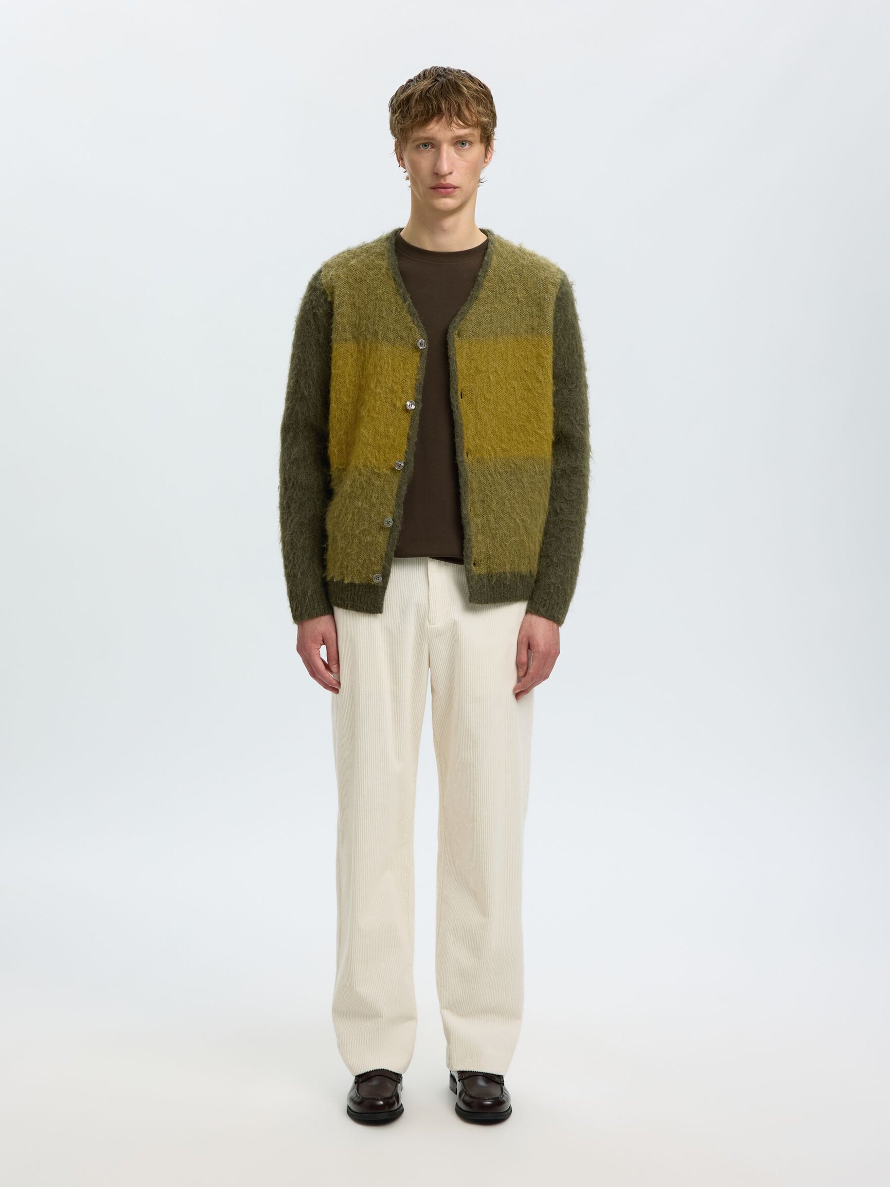 COUPE DÉCONTRACTÉE CARDIGAN EN MAILLE