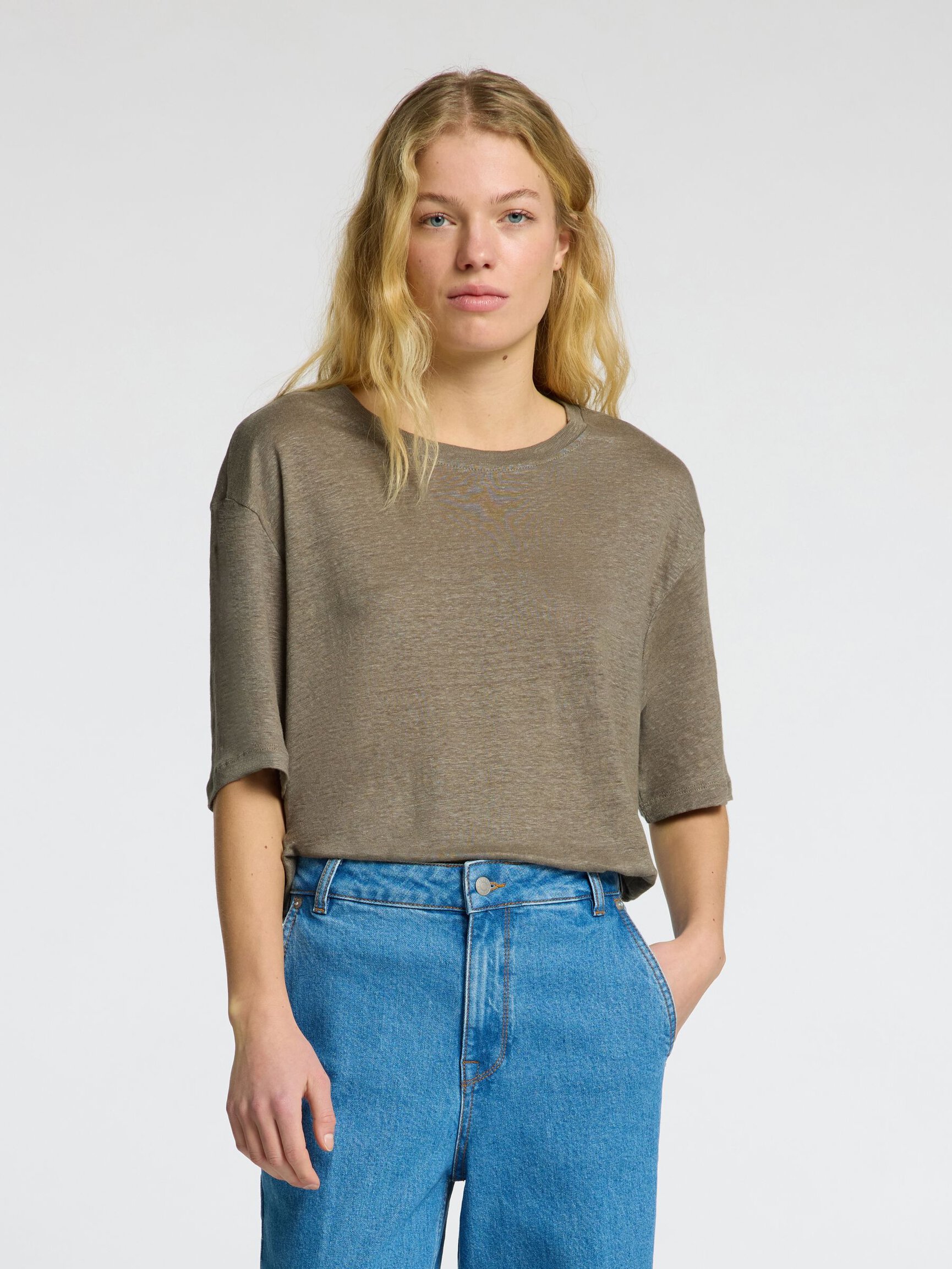 LINEN T-SHIRT