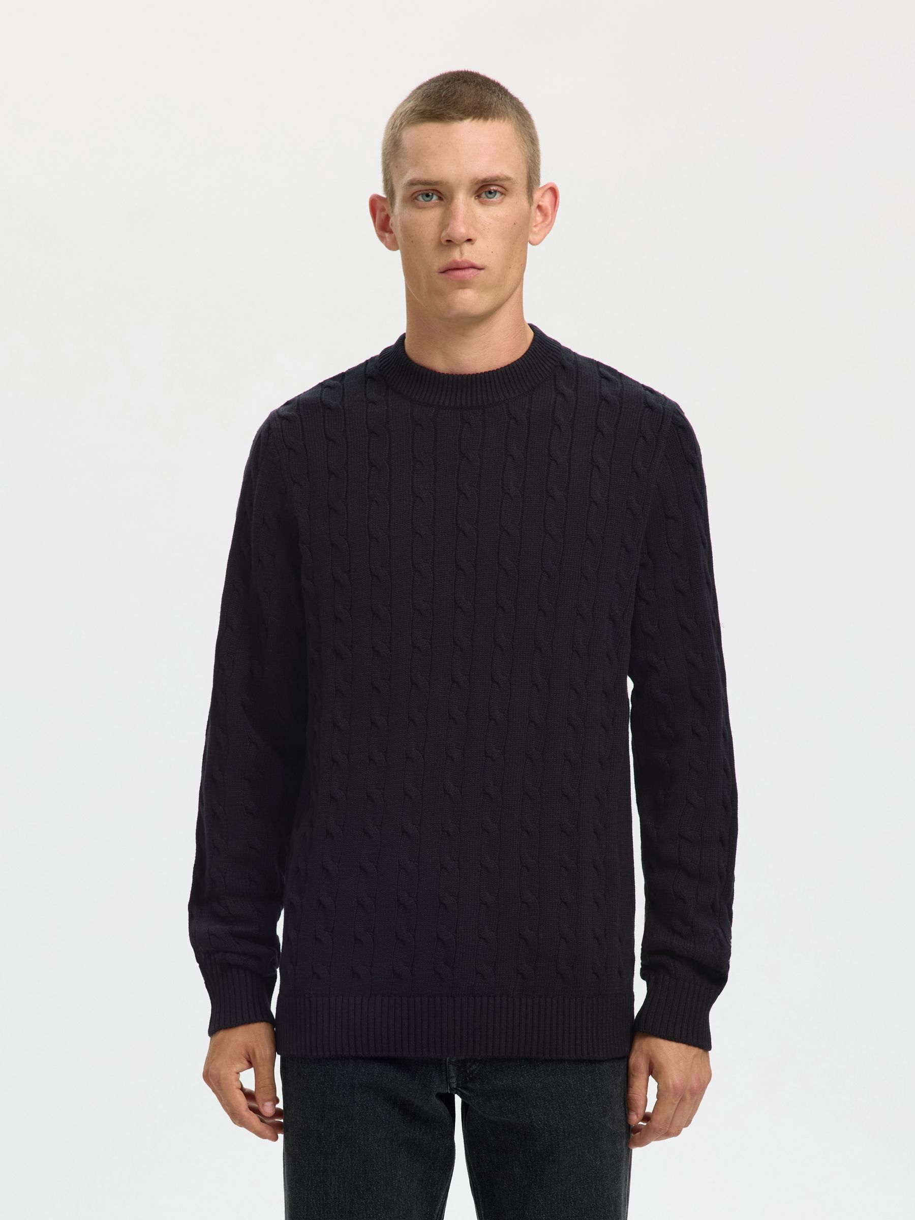 CABLE KNIT KNITTED JUMPER