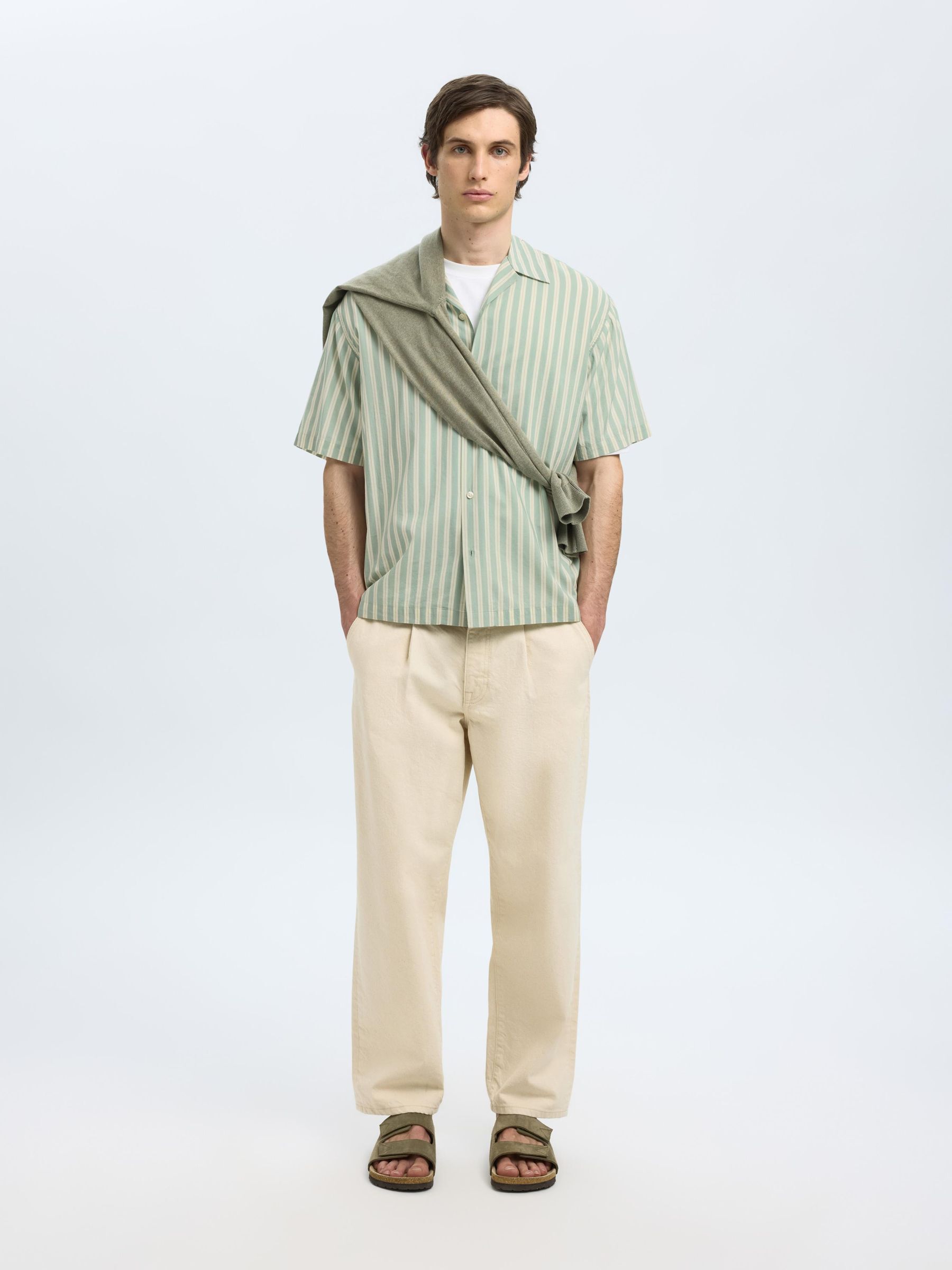 KOSZULA Z KRÓTKIM RĘKAWEM