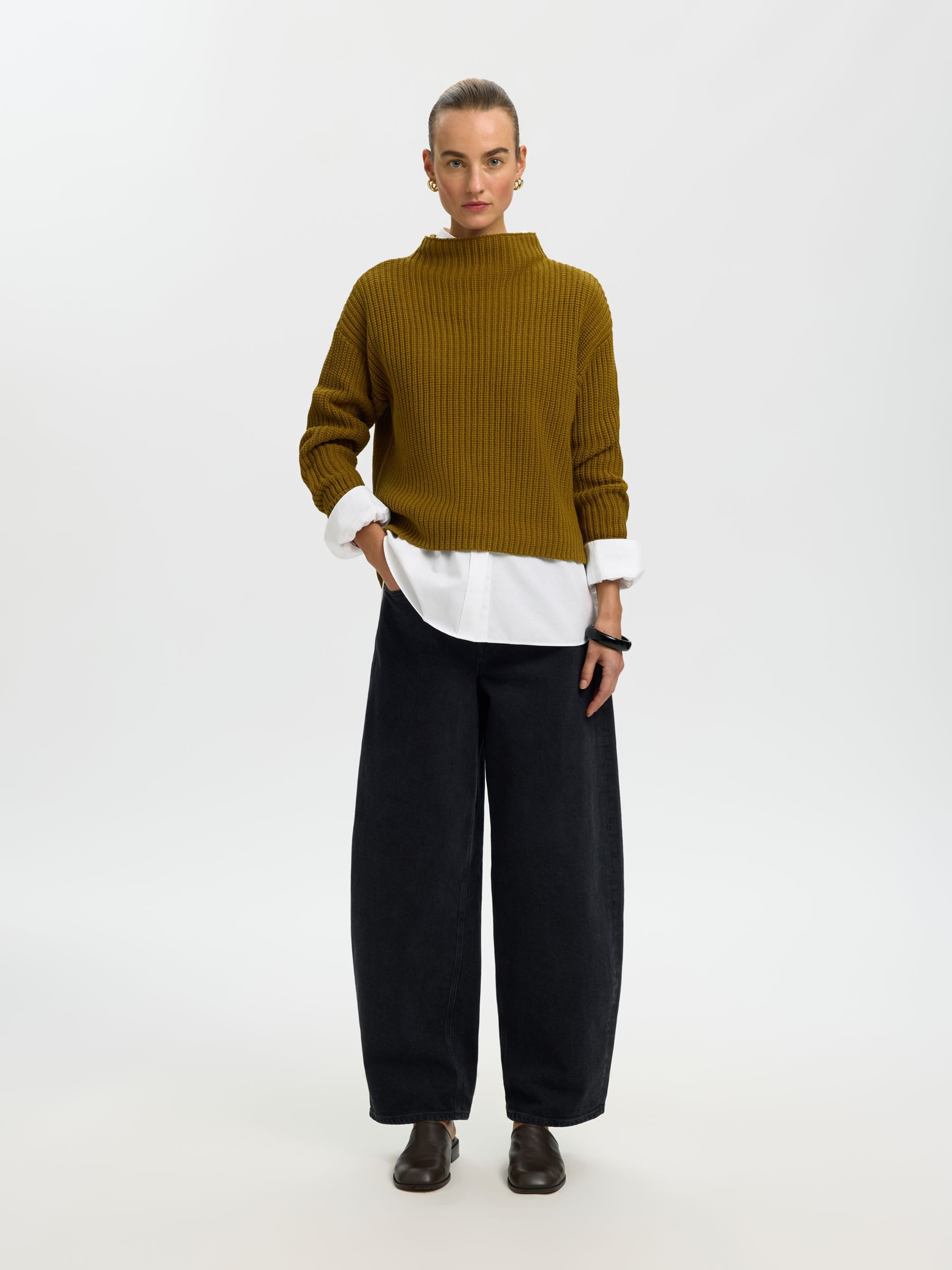 OVERSIZED TRUI