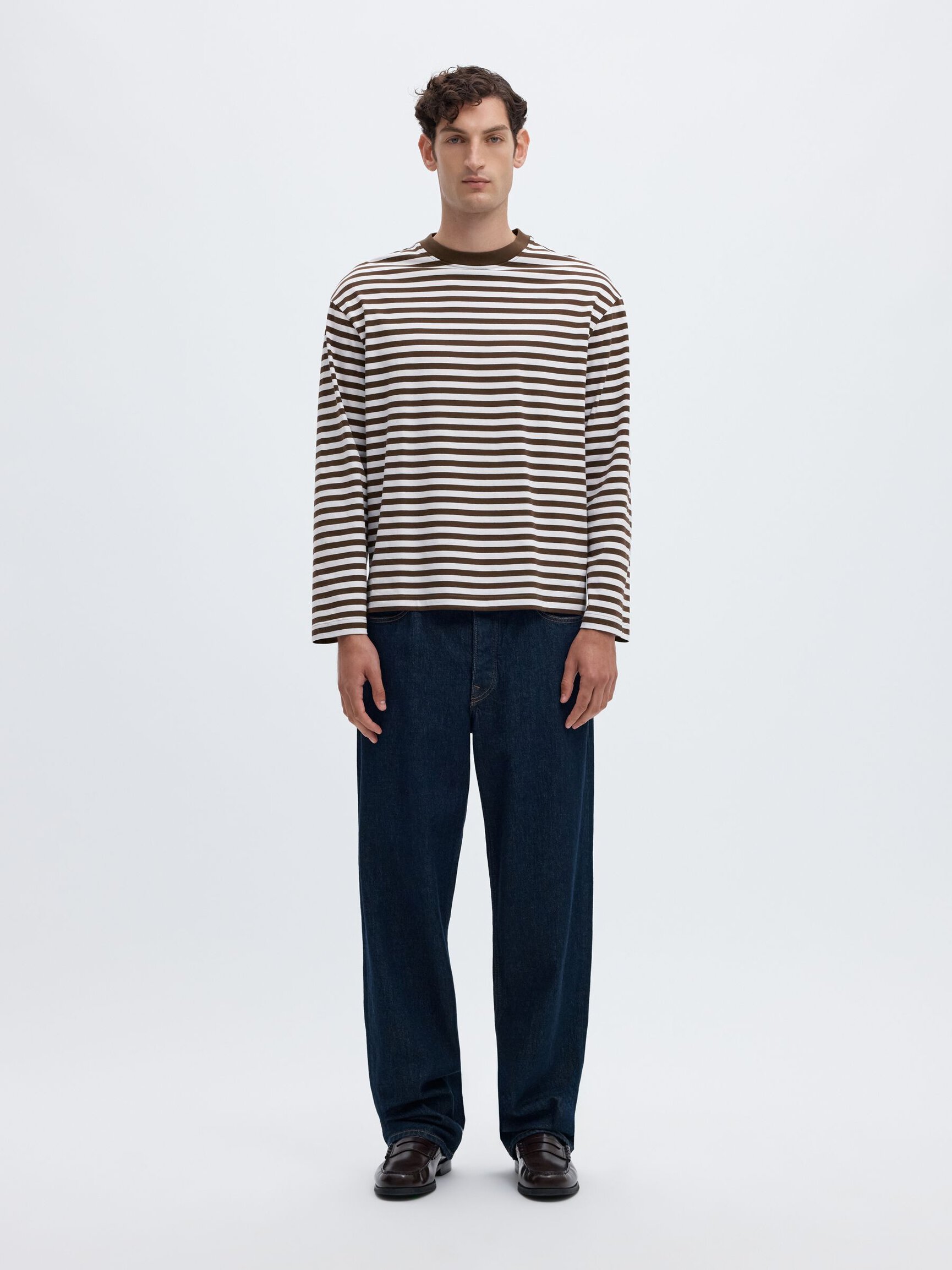 RELAXED FIT LONG-SLEEVED T-SHIRT