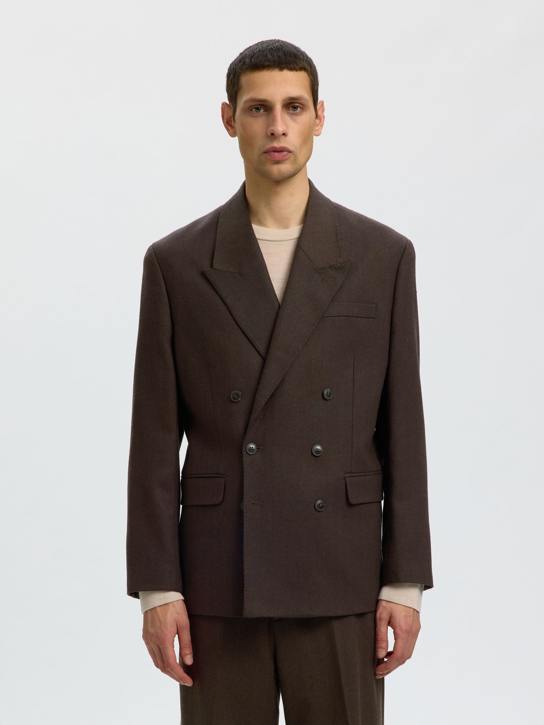 RELAXED FIT DOUBLE-BREASTED BLAZER