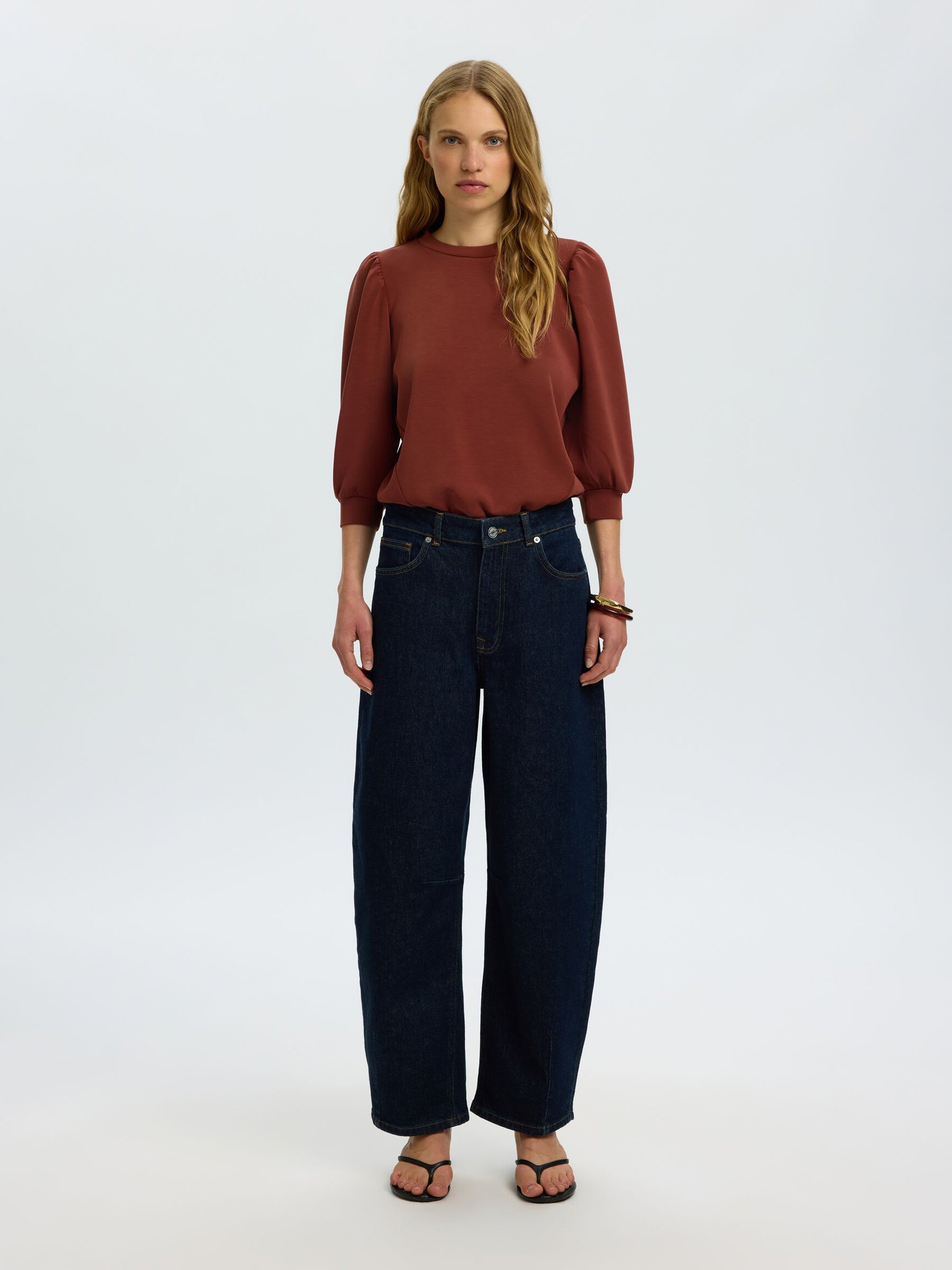 PUFF SLEEVE SWEATSHIRT