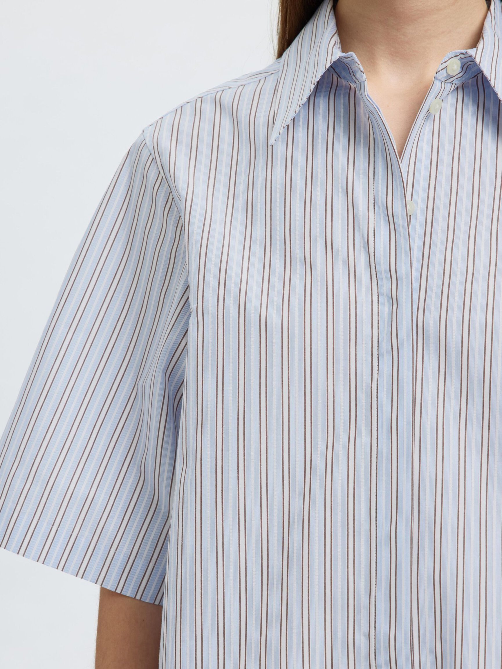 COTTON SHORT SLEEVED SHIRT