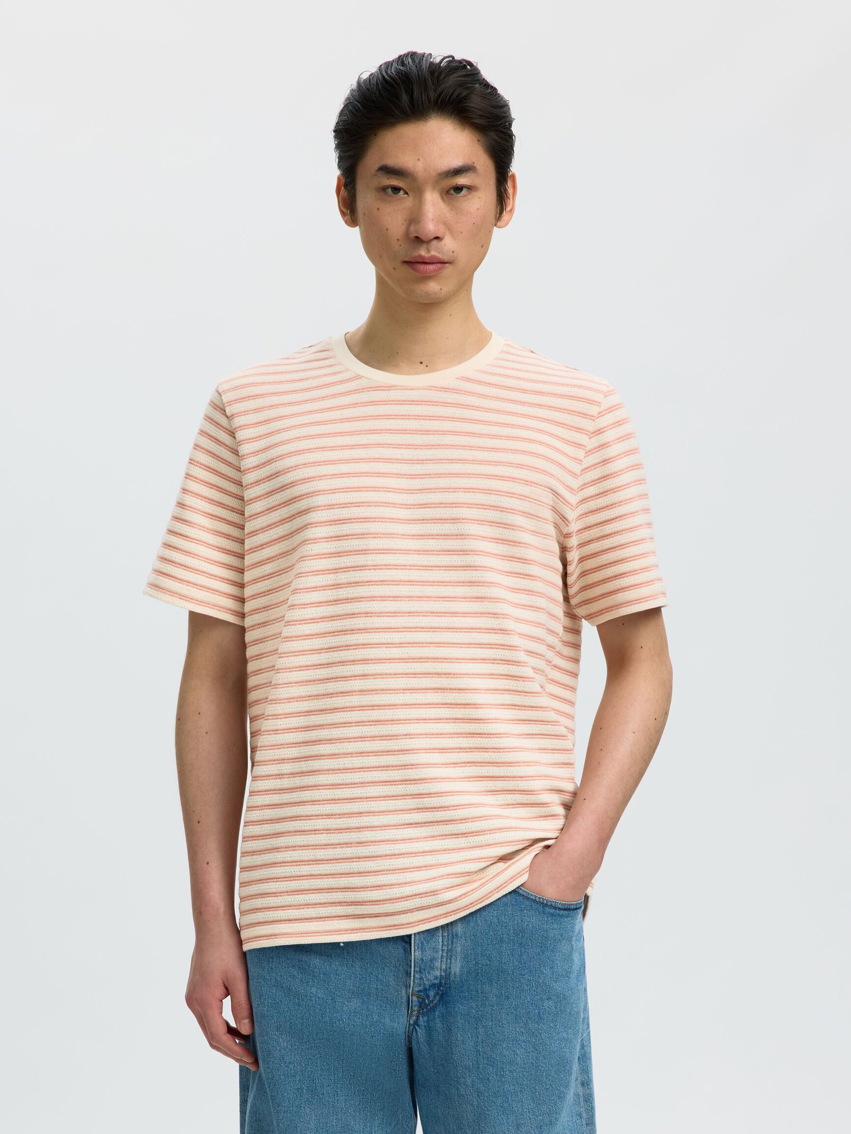 STRIPED T-SHIRT