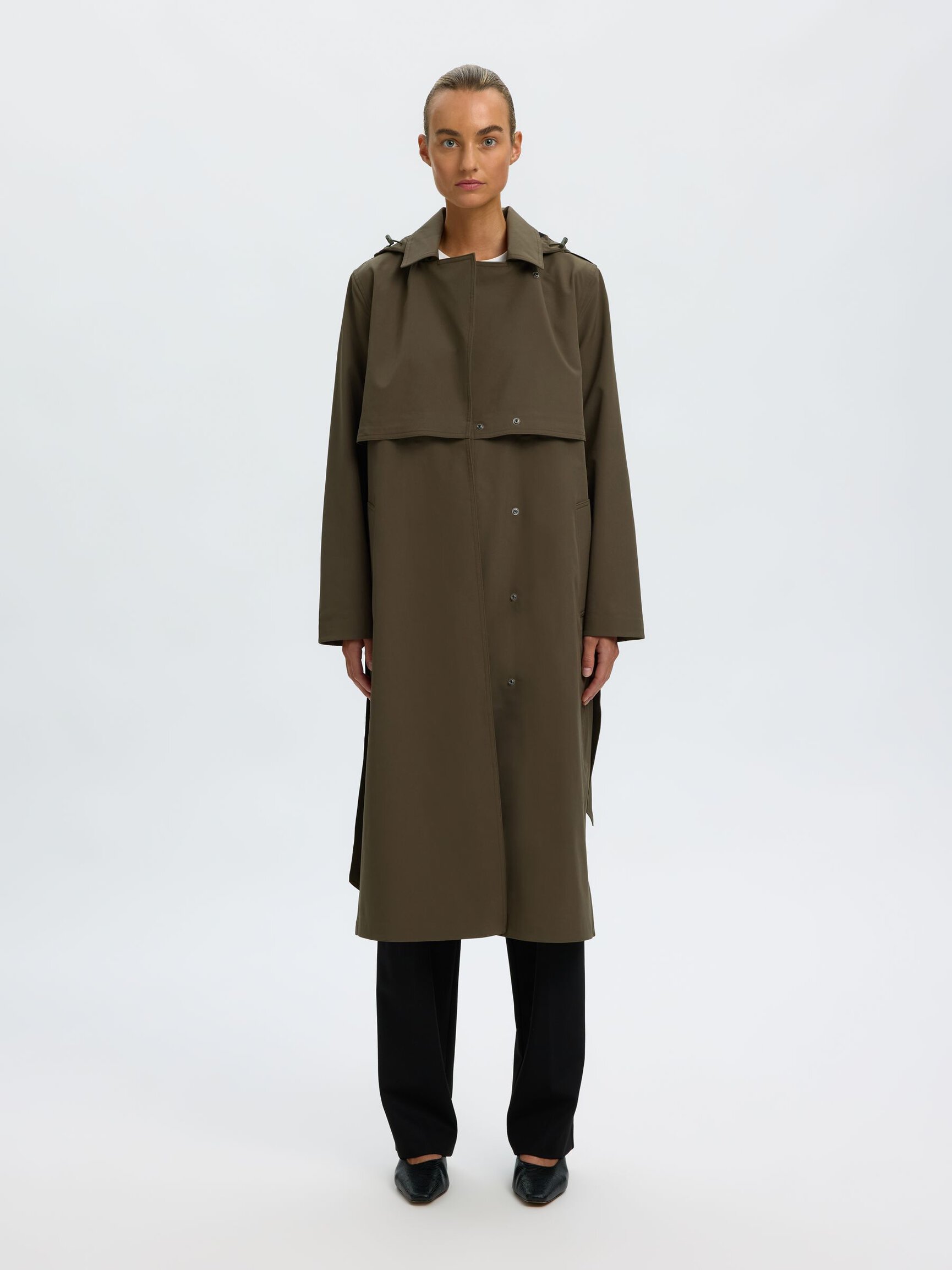 TECHNICAL TRENCHCOAT