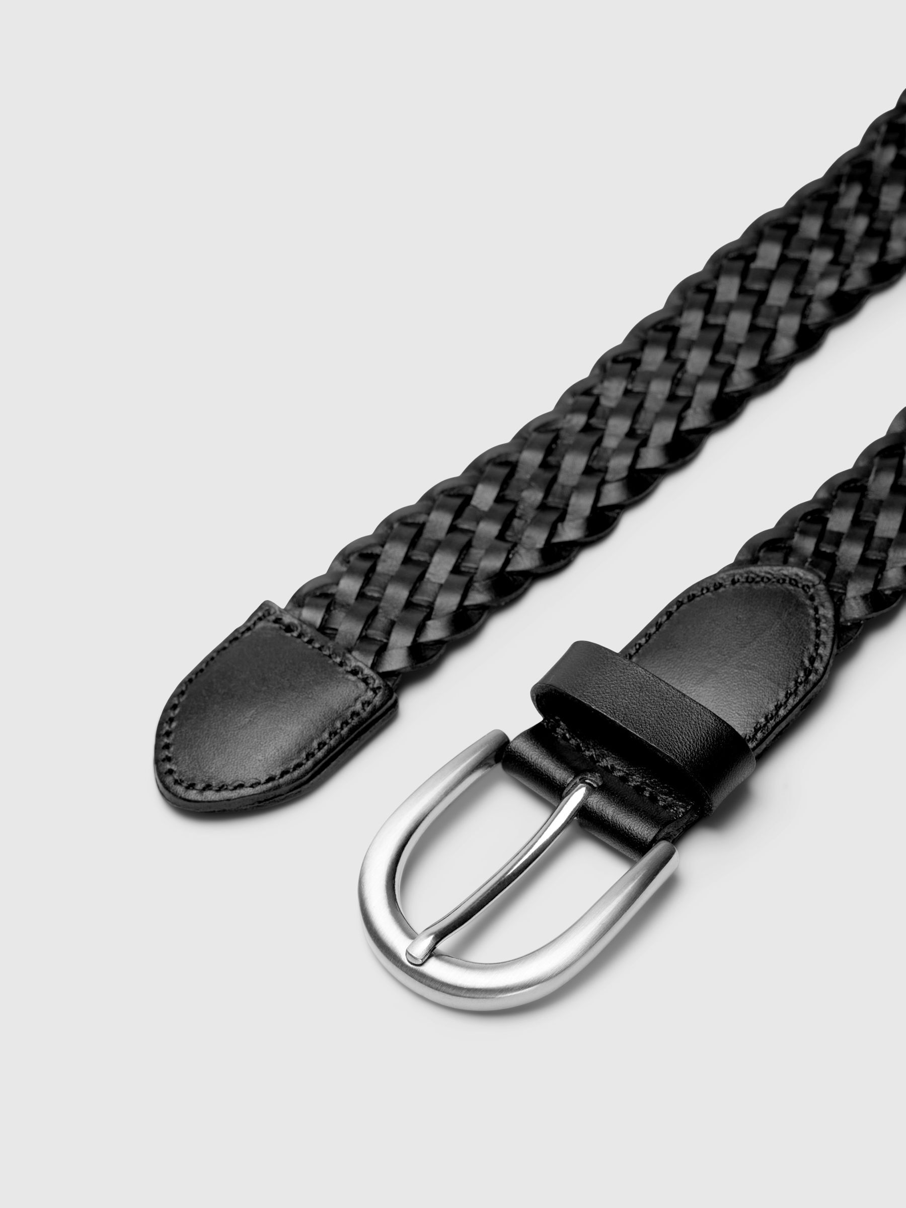 GEVLOCHTEN LEREN RIEM