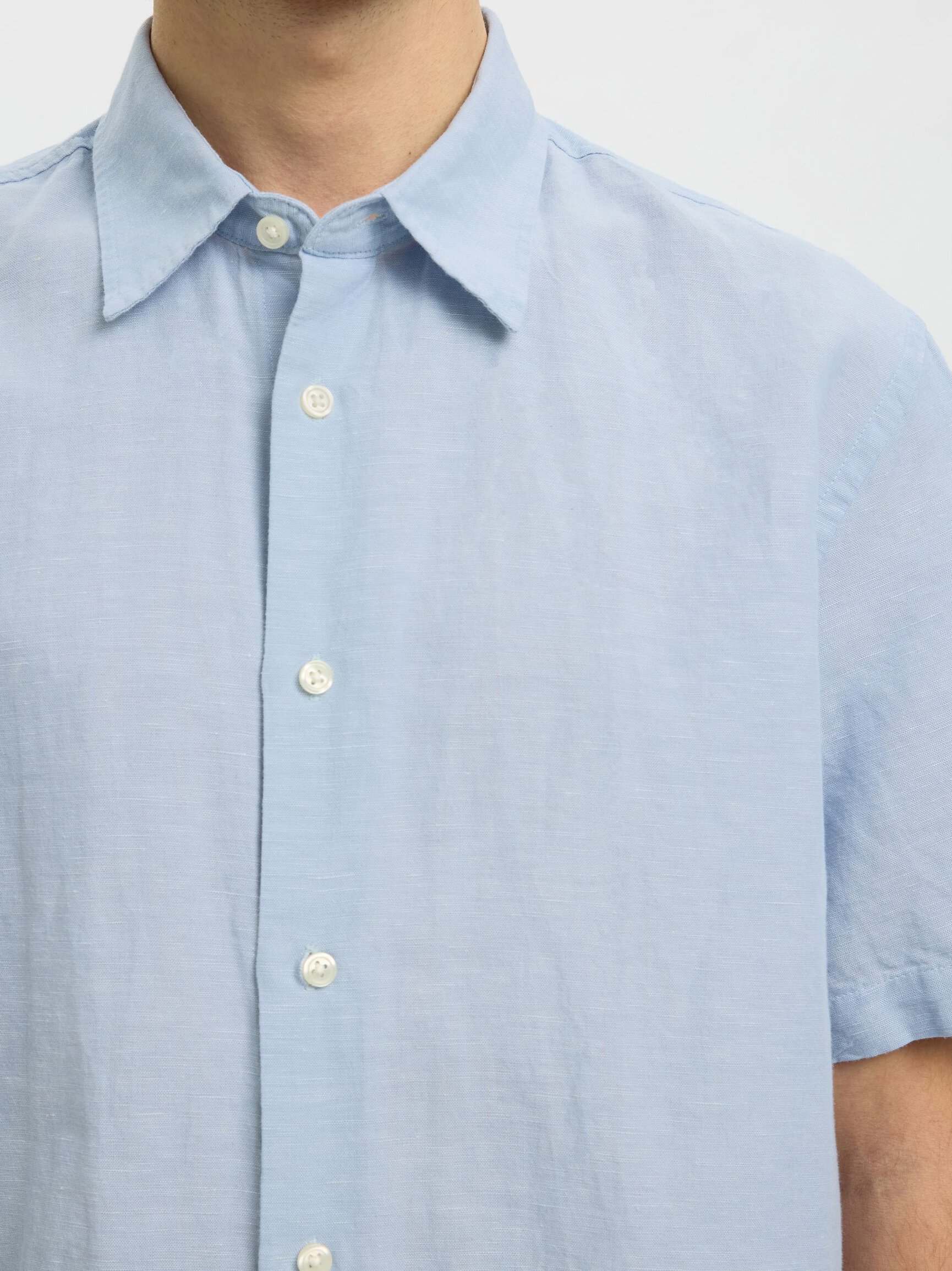 REGULAR FIT LINEN-BLEND SHIRT