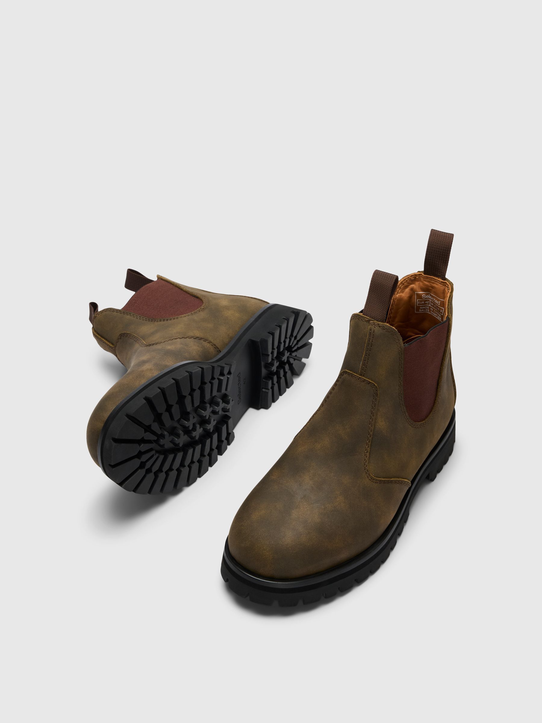 CHUNKY LEDER CHELSEA BOOTS