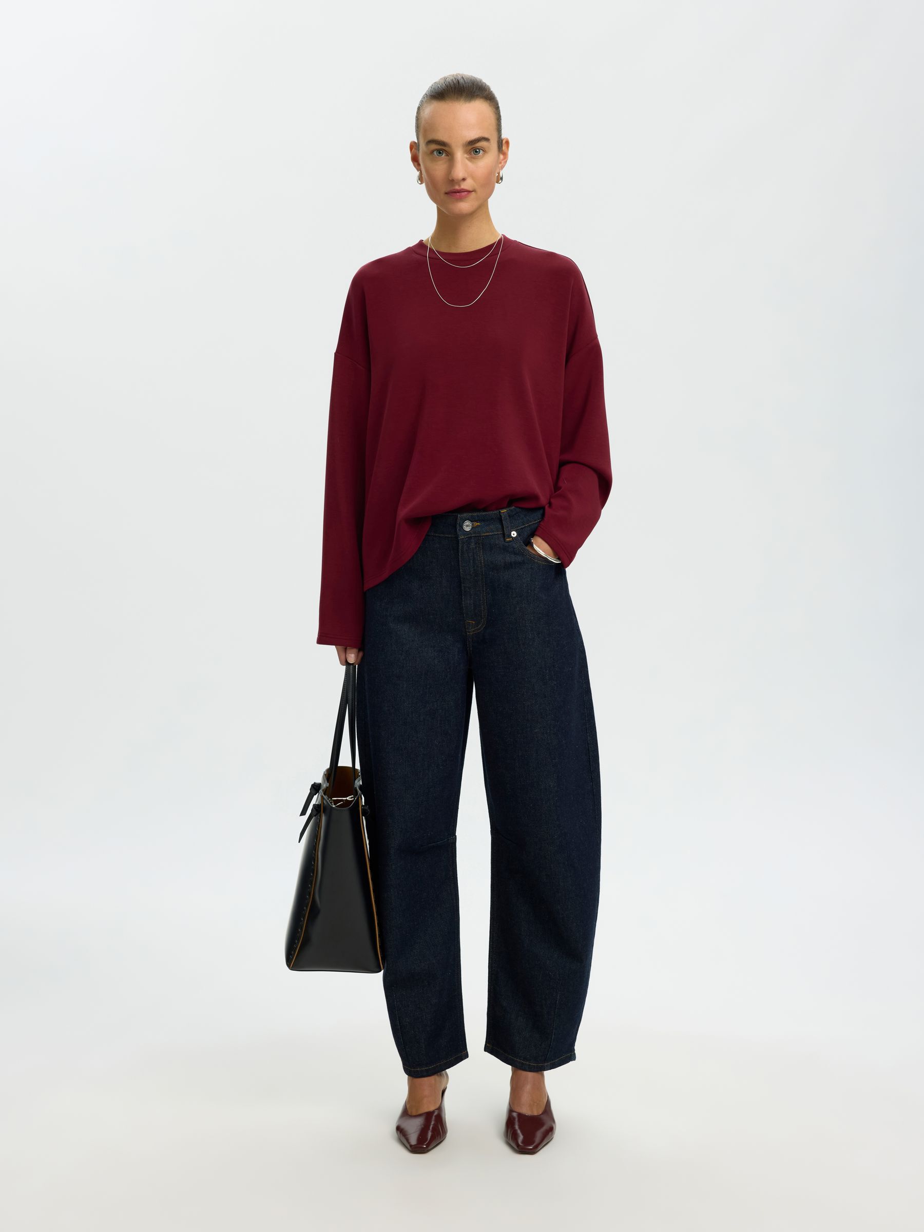 OVERSIZED LONG SLEEVED TOP