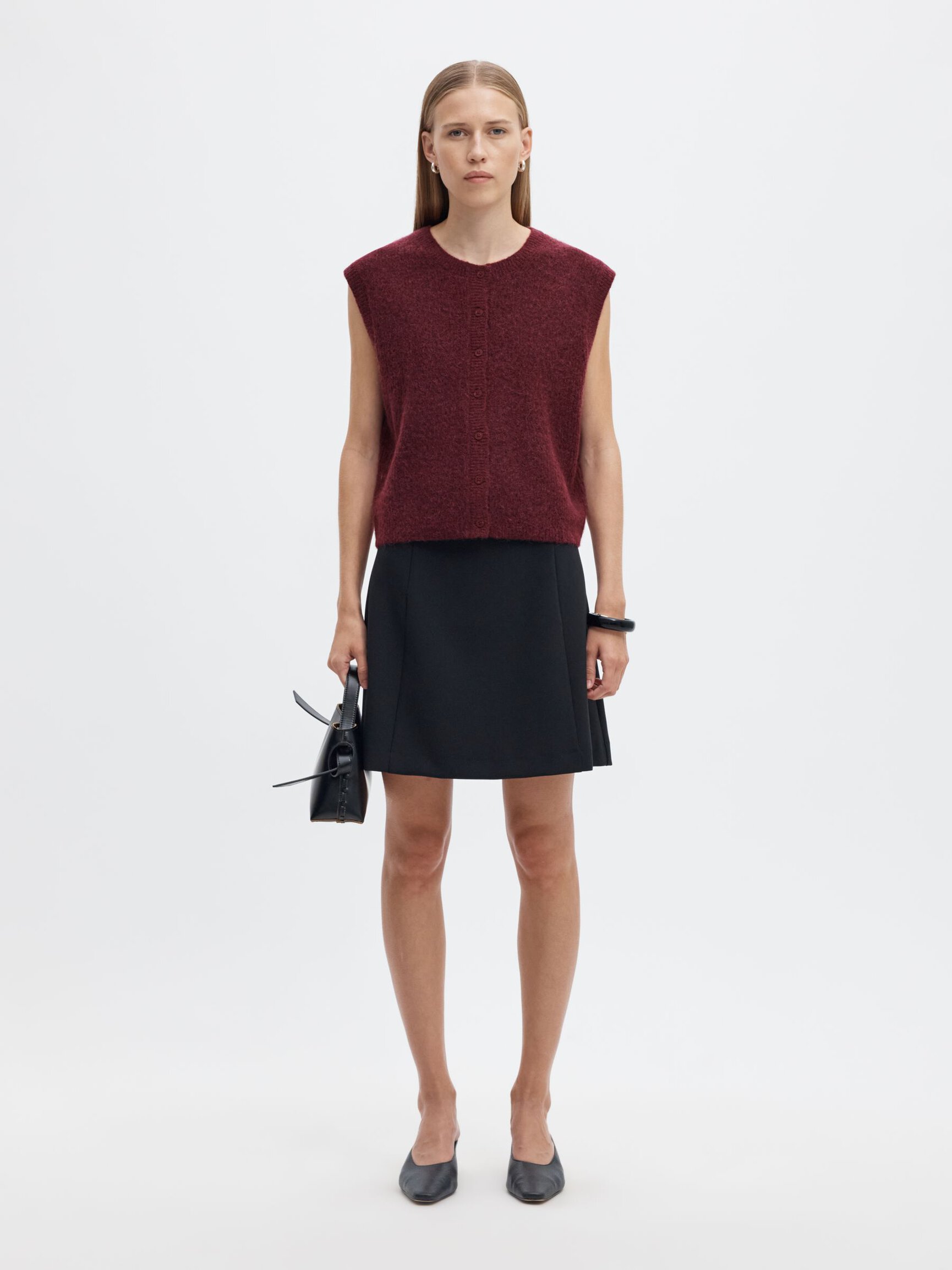 WOOL BLEND KNITTED VEST