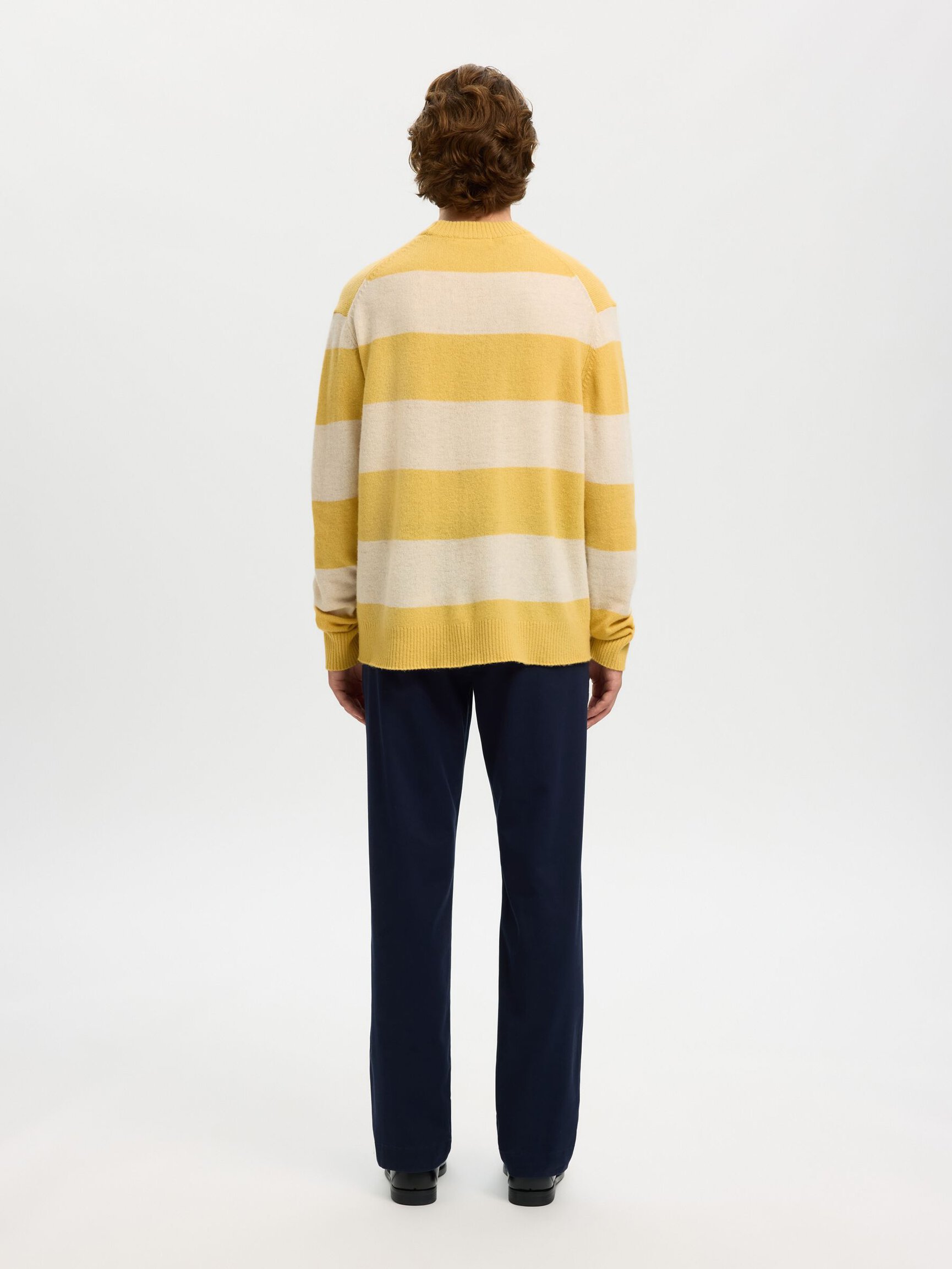 100% WOOL CREWNECK JUMPER