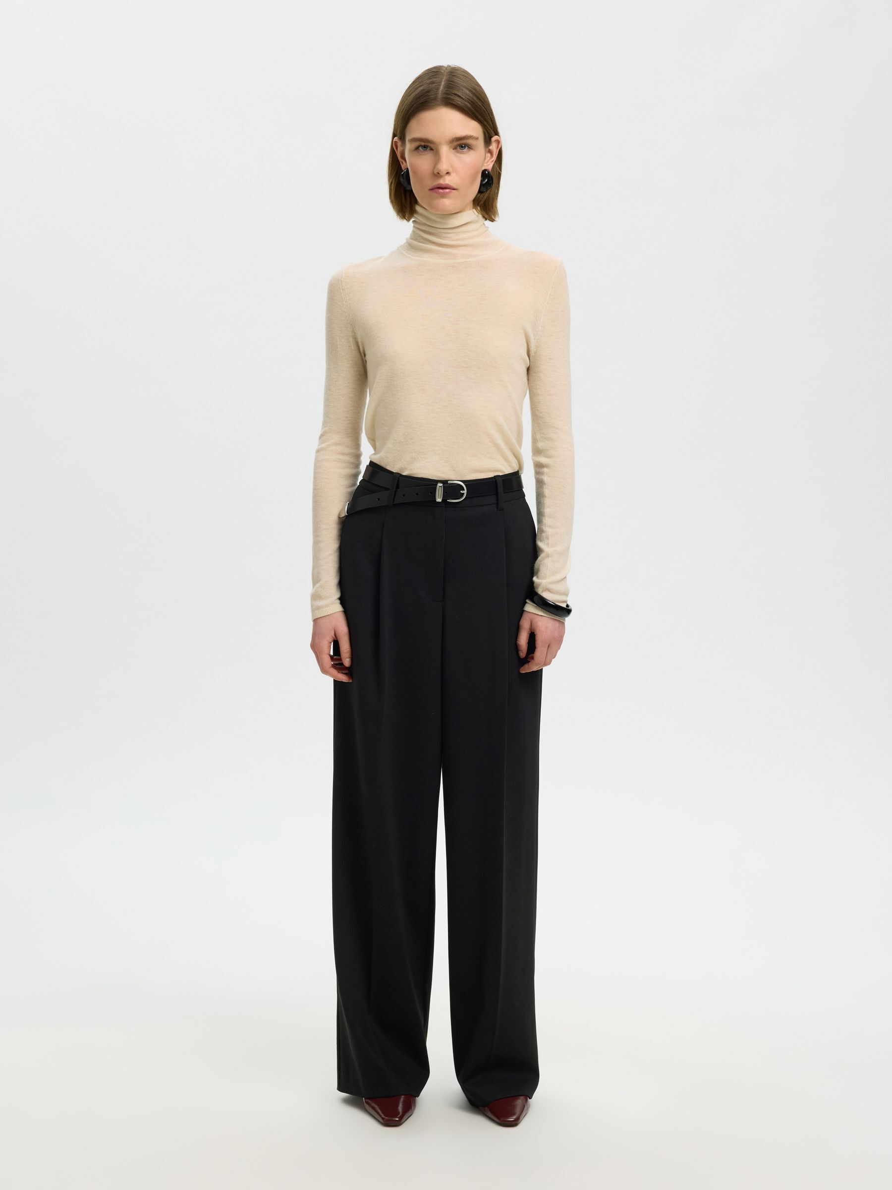 HIGH WAISTED WIDE-LEG TROUSERS