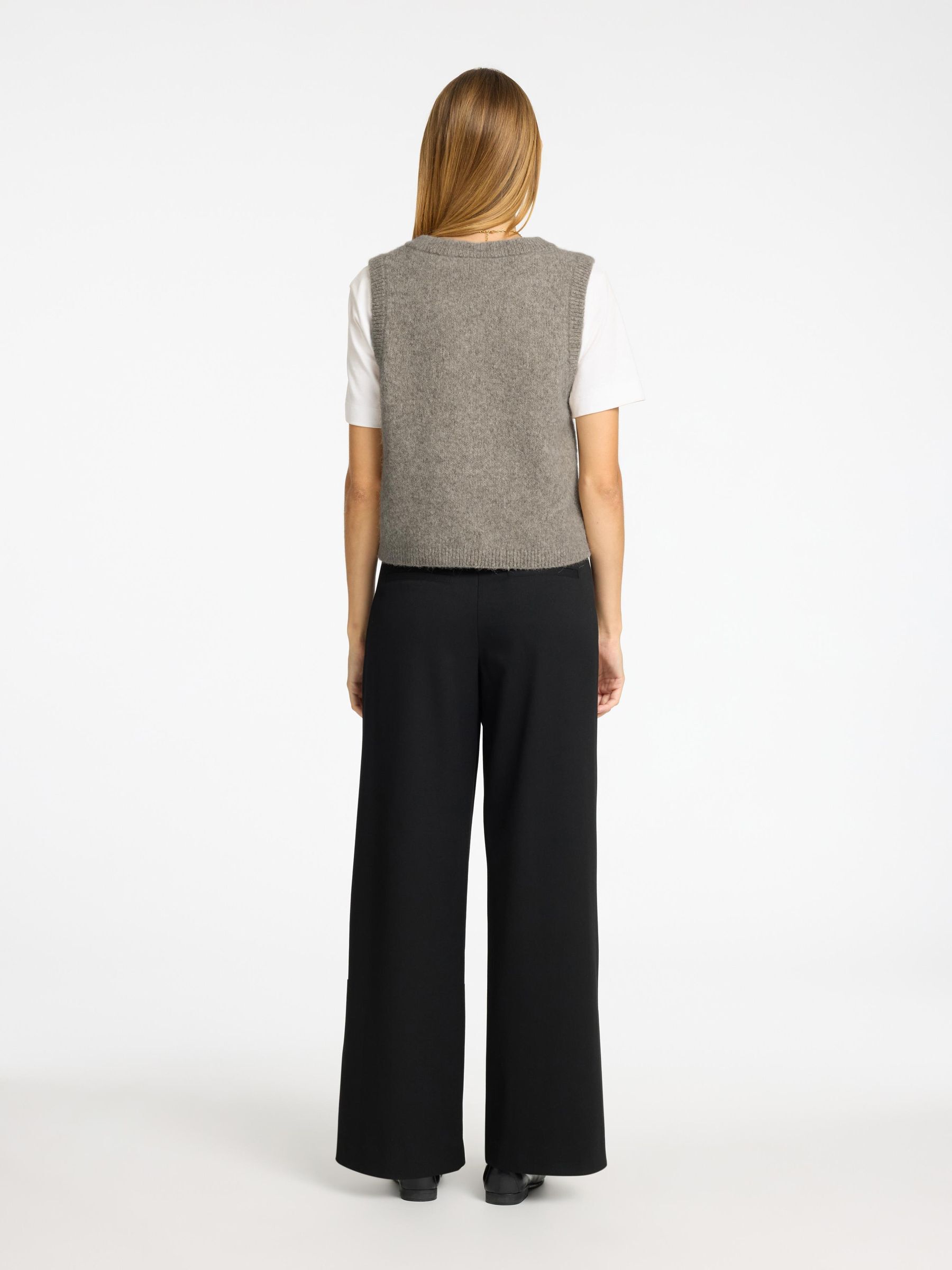 KLASSISK STRIKKET VEST