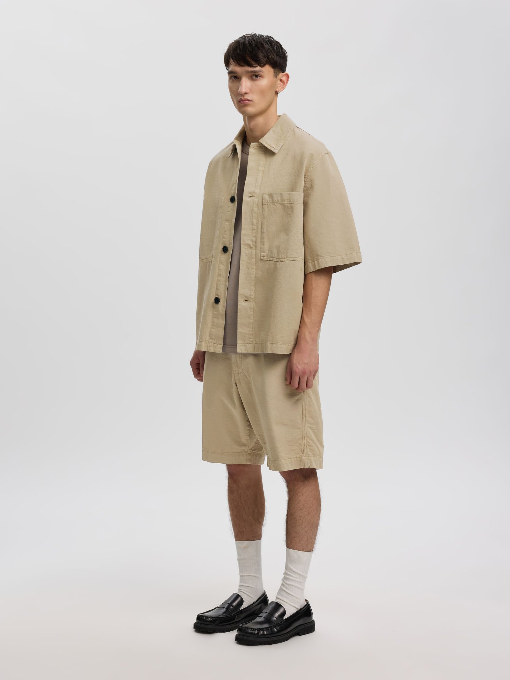 RELAXED FIT OVERSHIRT