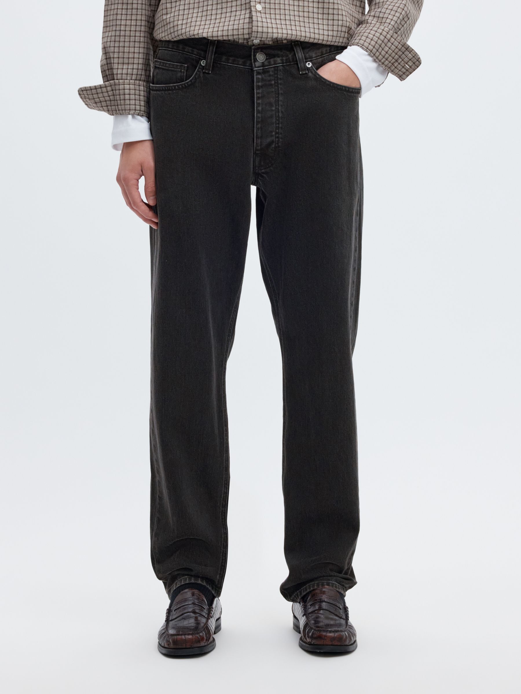 190 TAPERED FIT JEANS