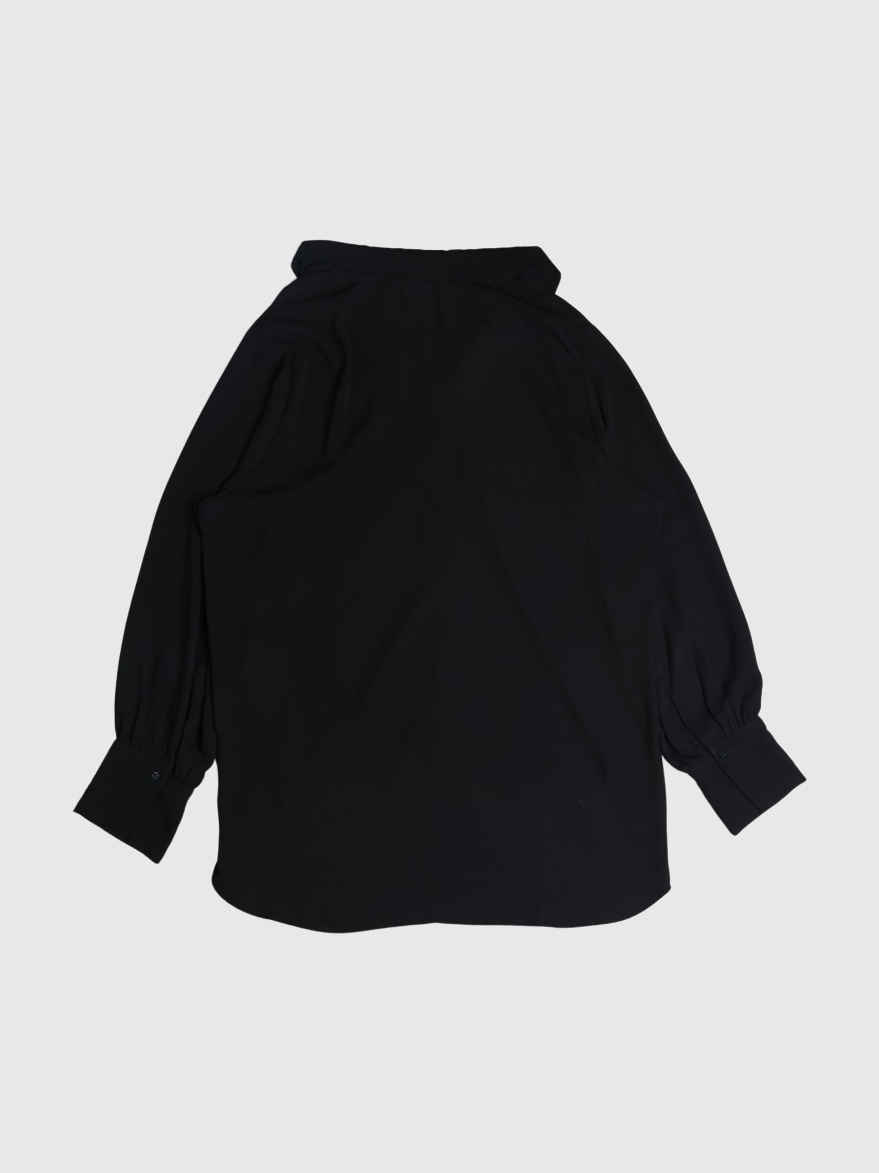 V-NECK - SHIRT