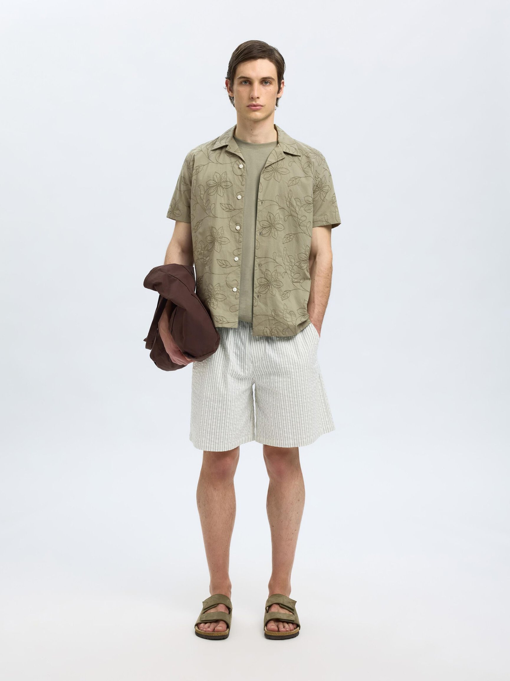 KOSZULA Z KRÓTKIM RĘKAWEM