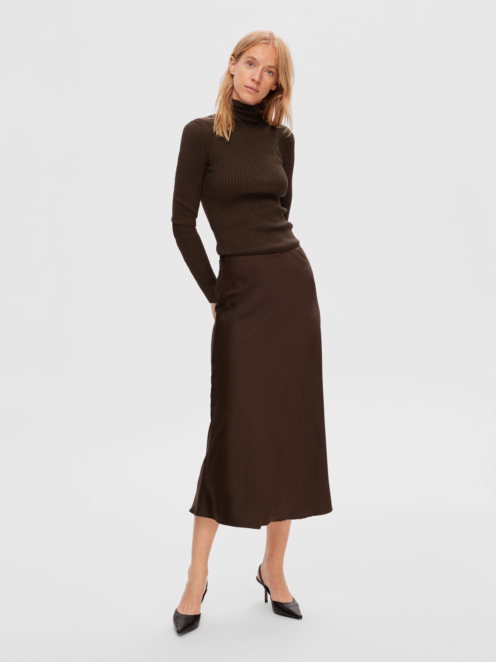 SATIN MIDI SKIRT