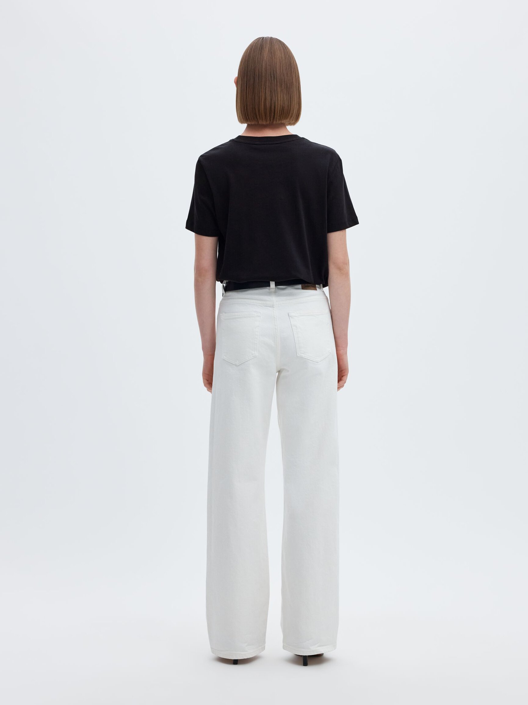 CLASSIC COTTON T-SHIRT