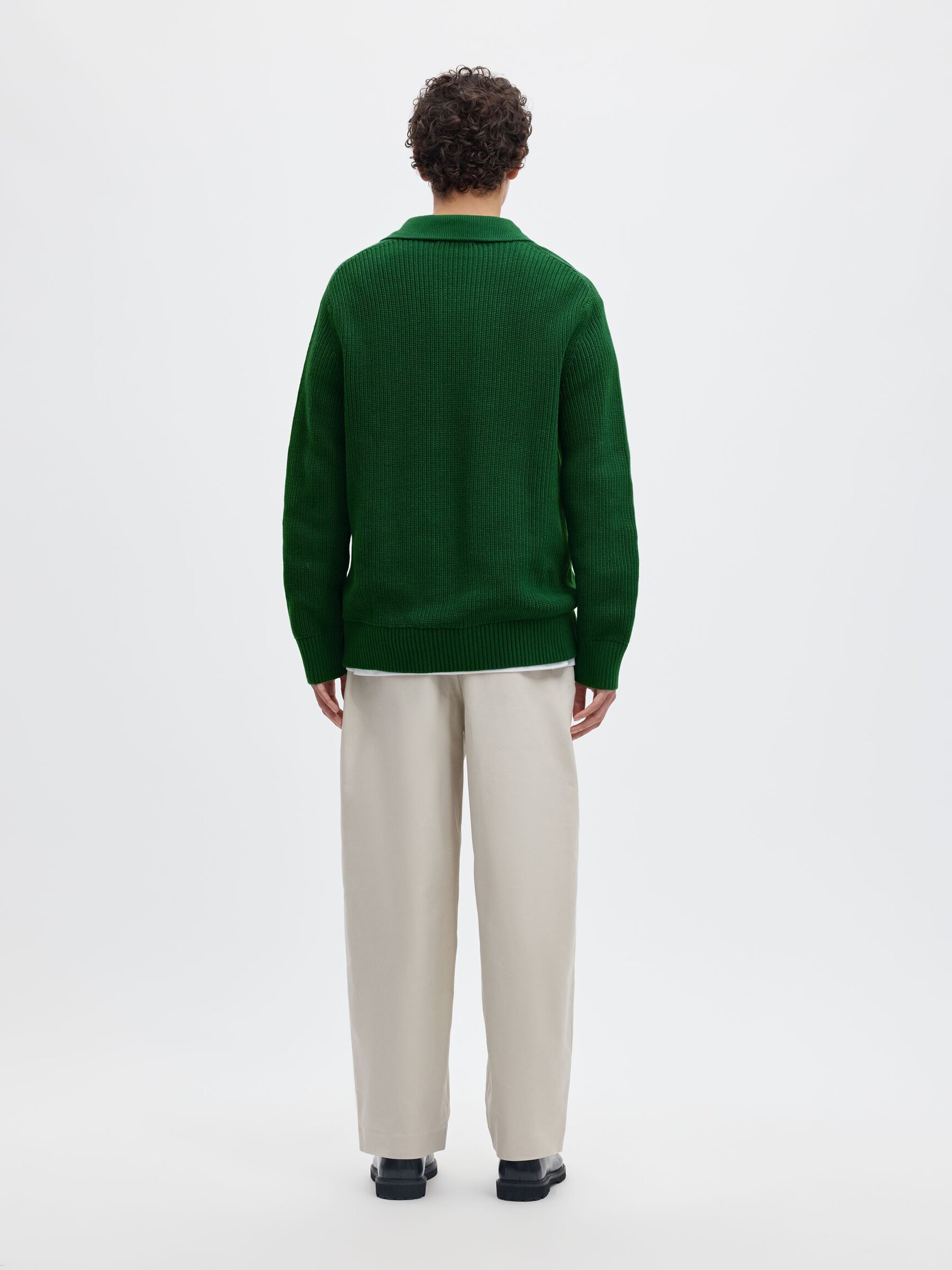 RIBBED KNITTED POLO SHIRT