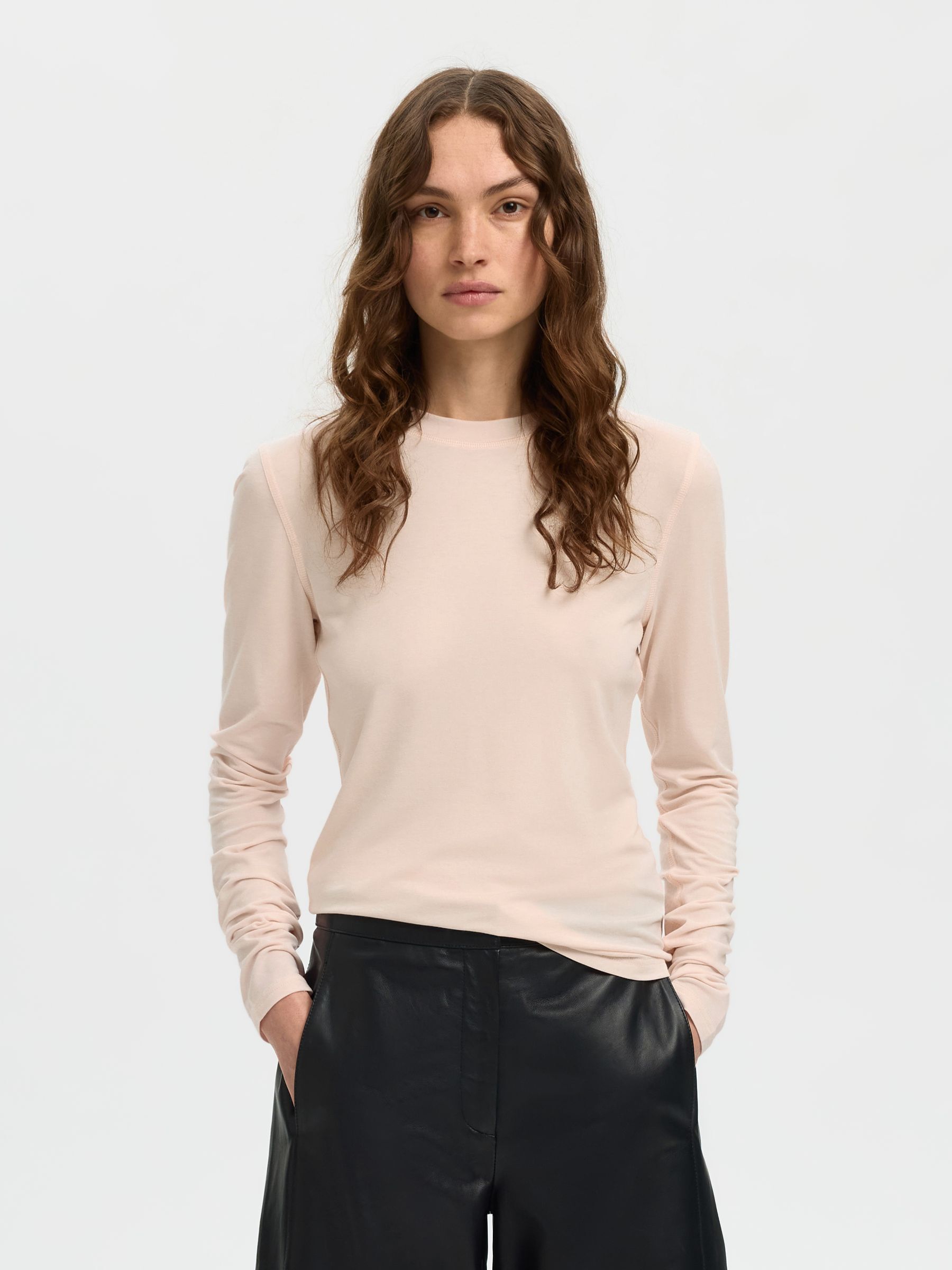 SLIM FIT LONG SLEEVED TOP