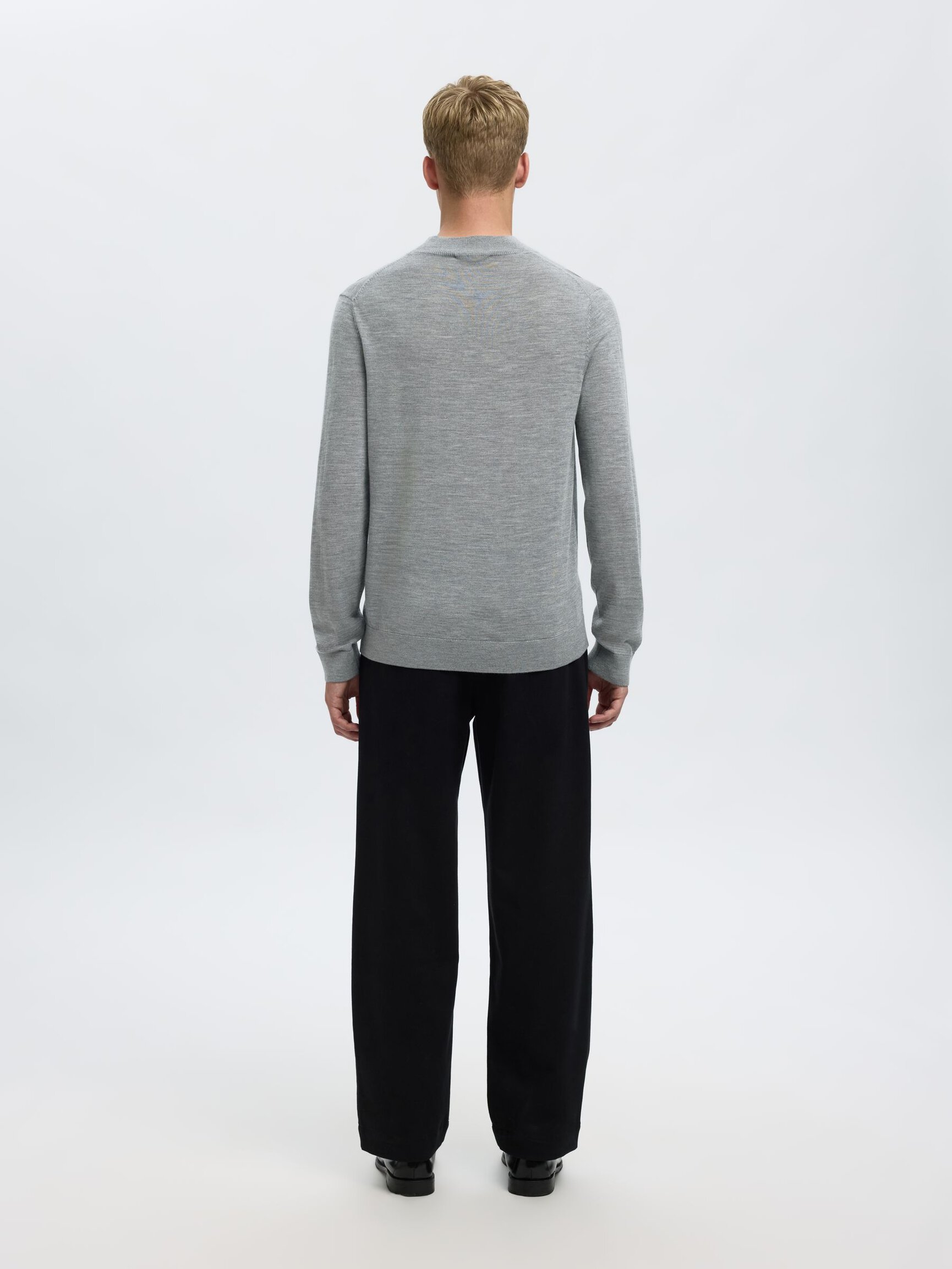 100% MERINO WOOL MOCK-NECK JUMPER