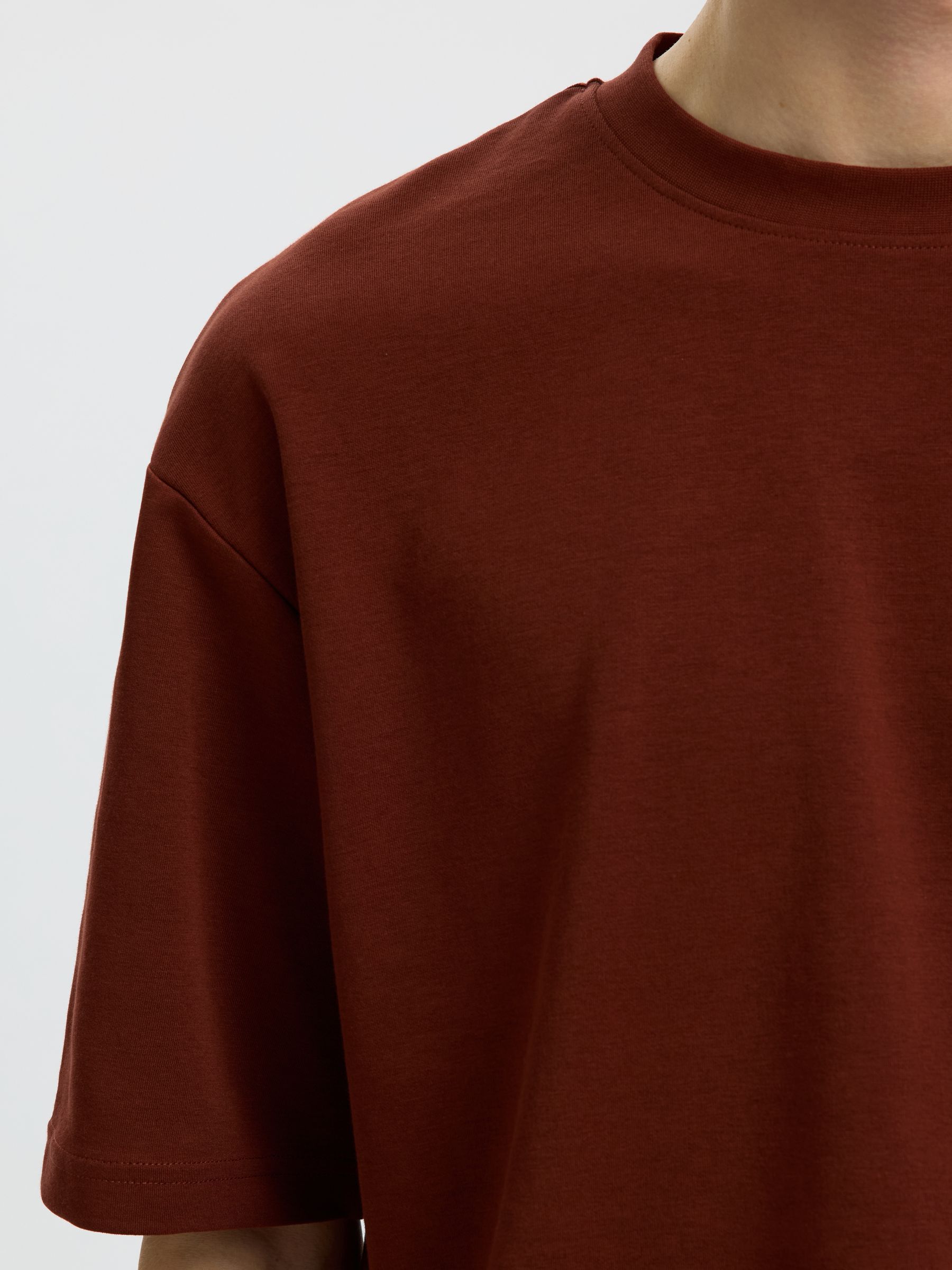 LOOSE FIT T-SHIRT