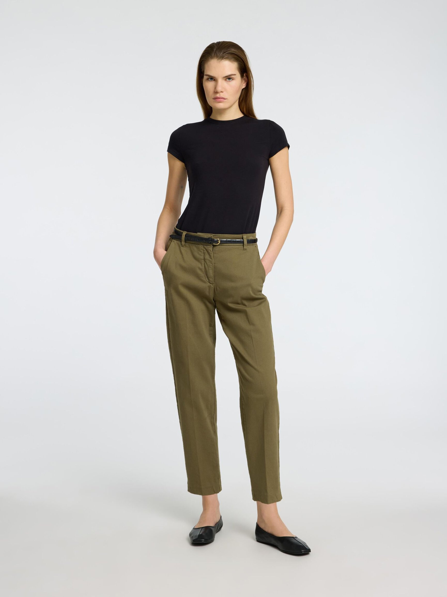 CROPPED TAPERED TROUSERS