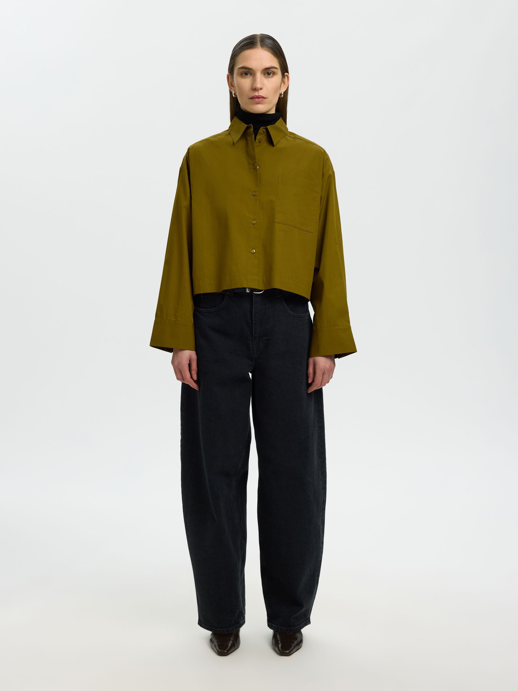 BOXY FIT CROPPED BLOUSE