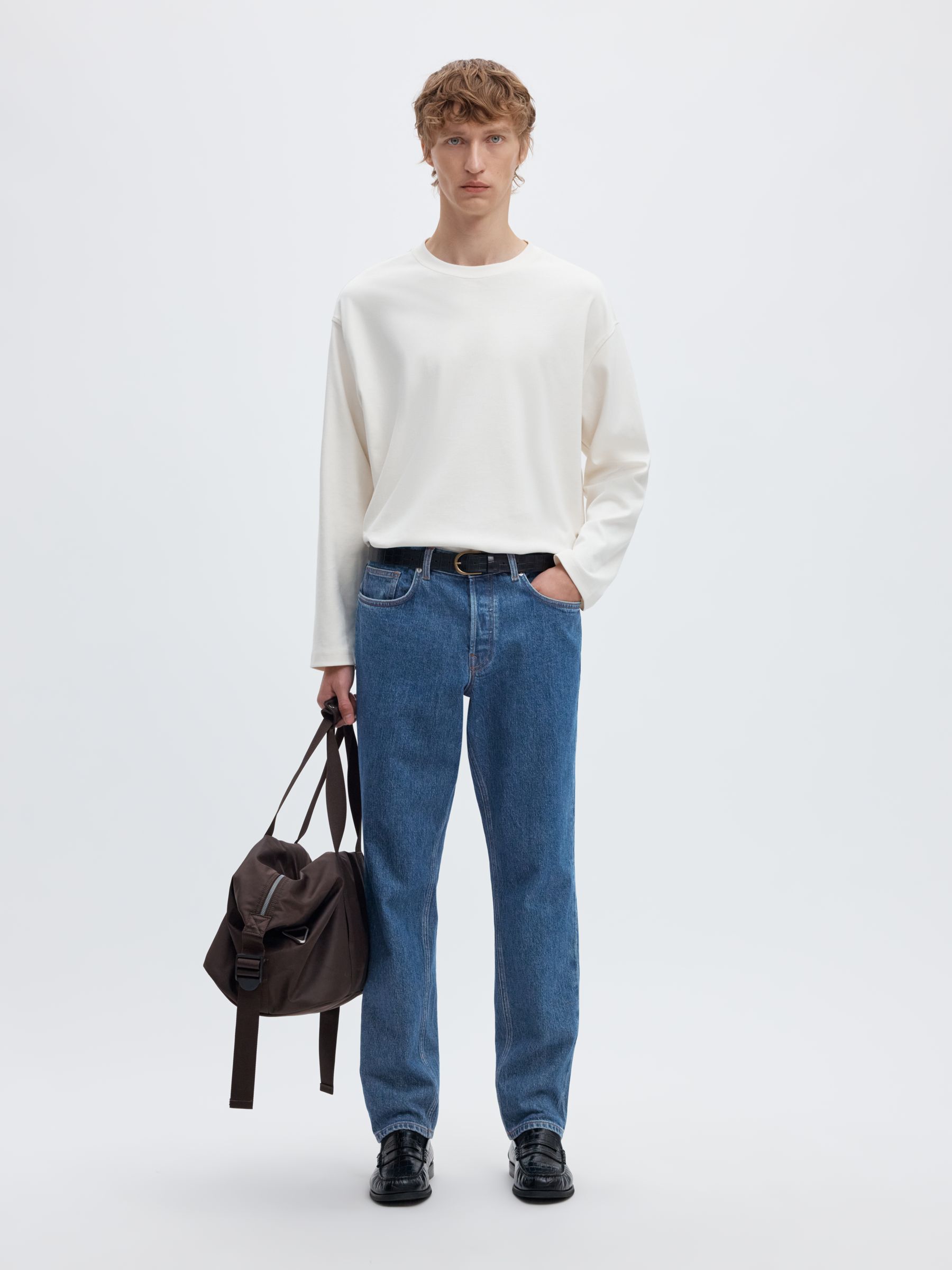 190 TAPERED FIT JEANS