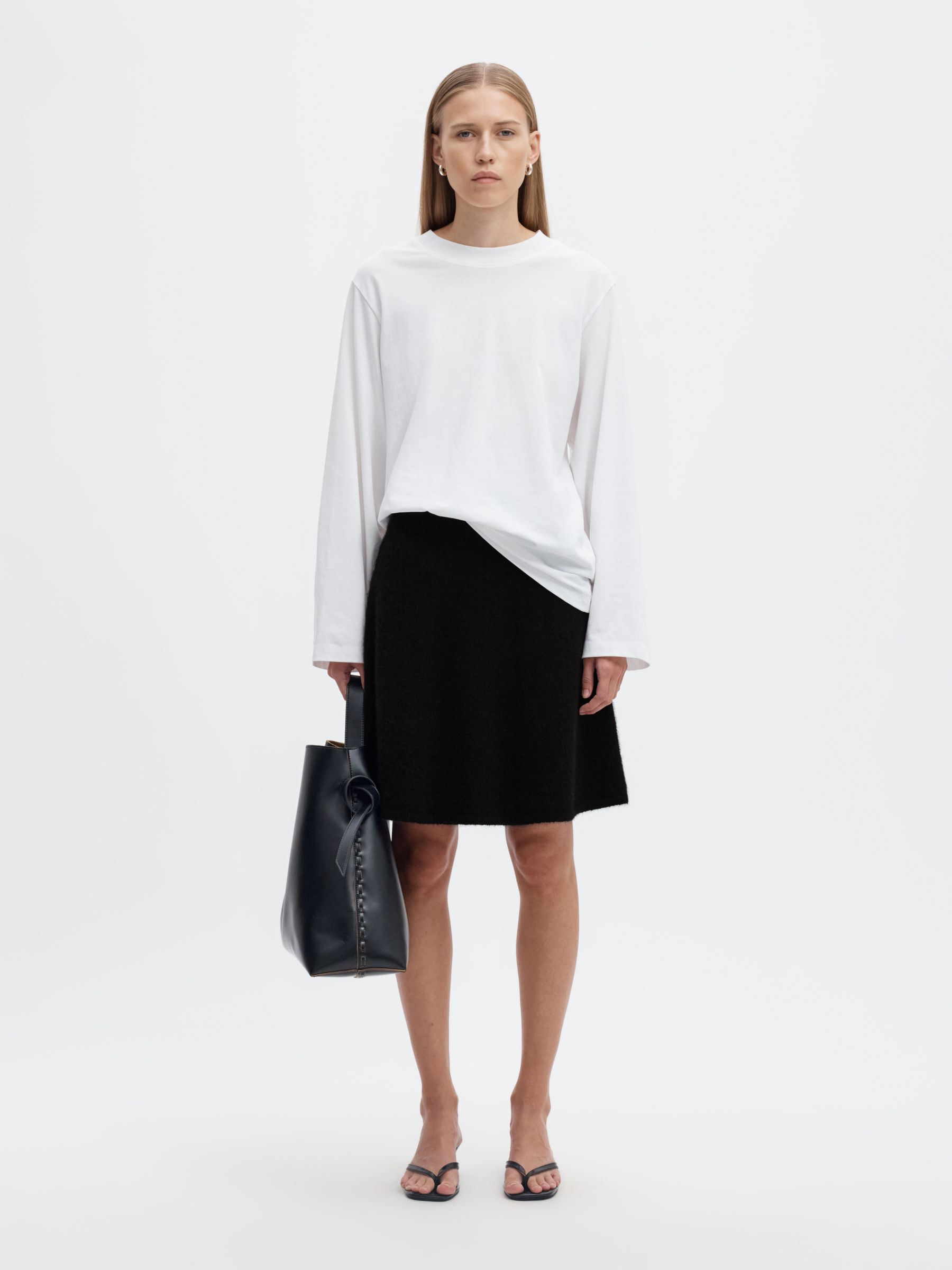 BRUSHED KNITTED SKIRT
