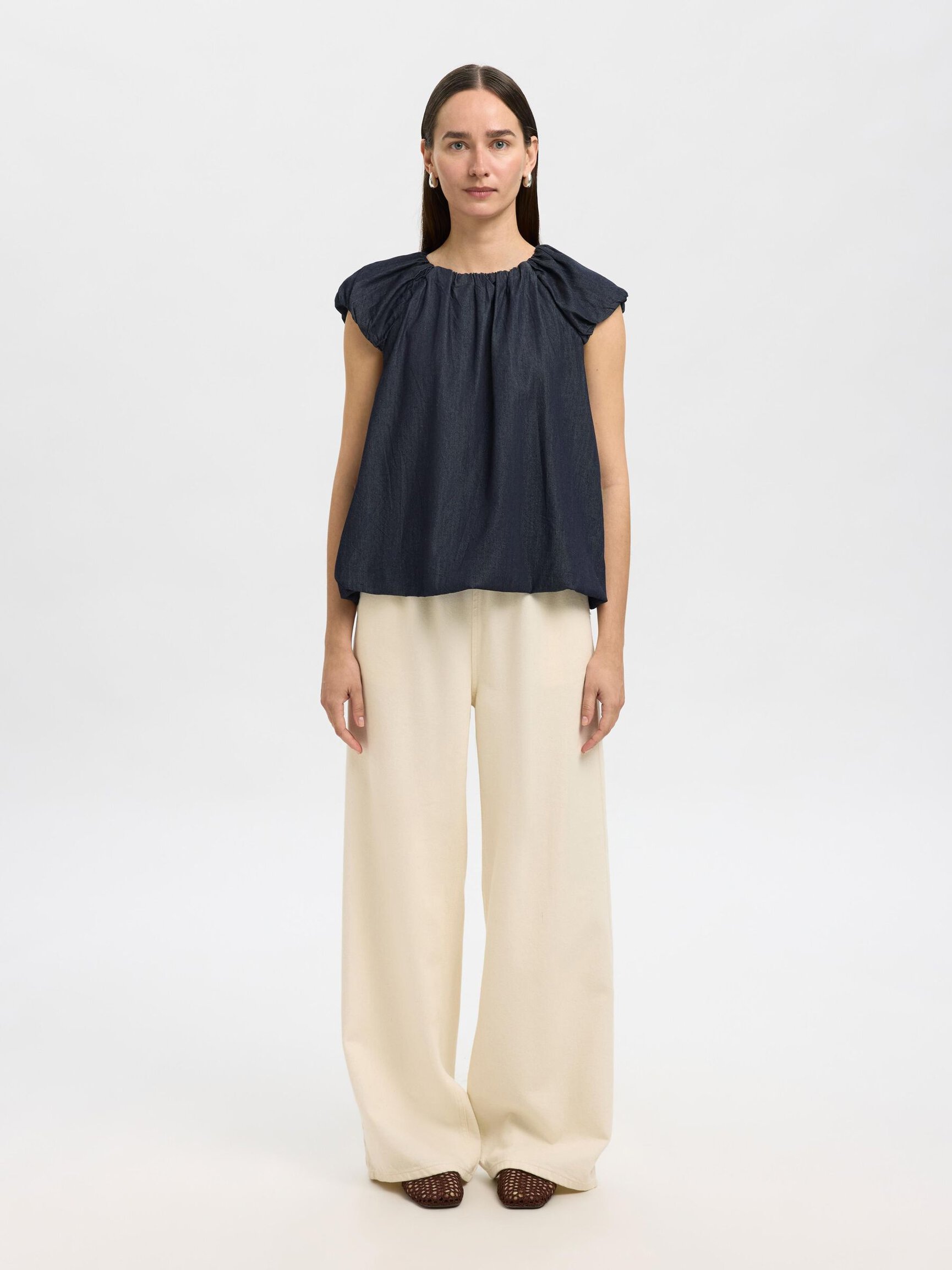 DENIM PUFF SLEEVED TOP