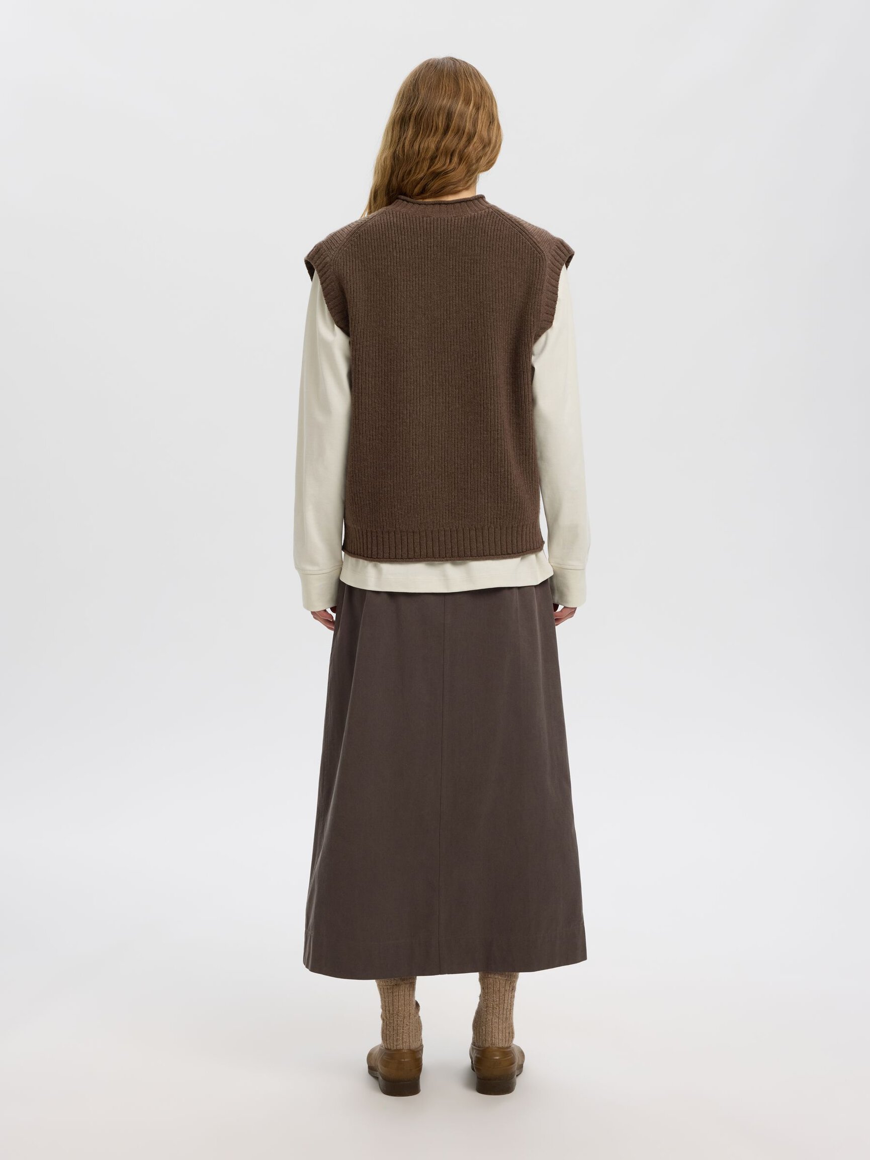 WOOL KNITTED VEST