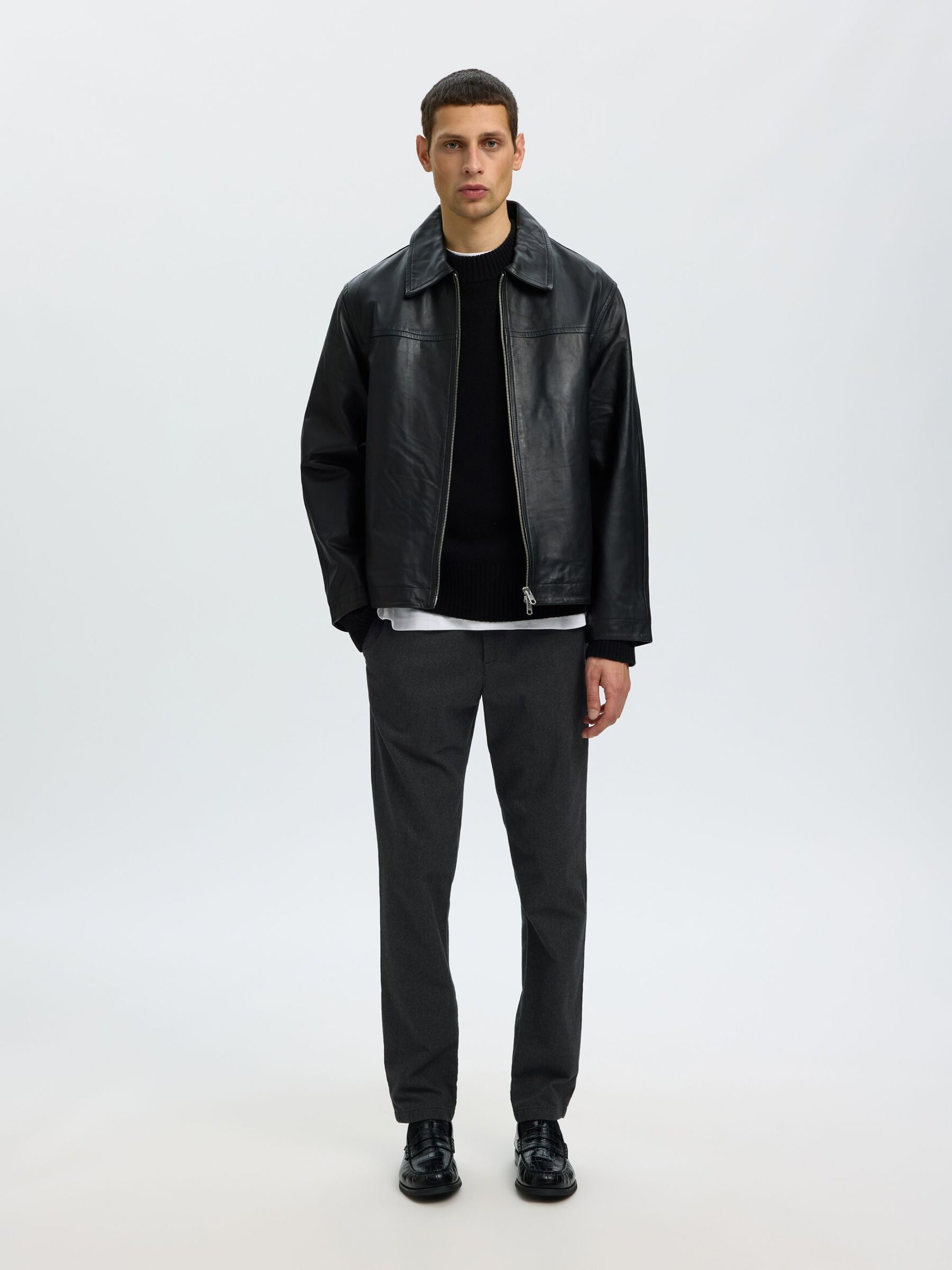 175 SLIM-FIT BRUSHED CHINOS