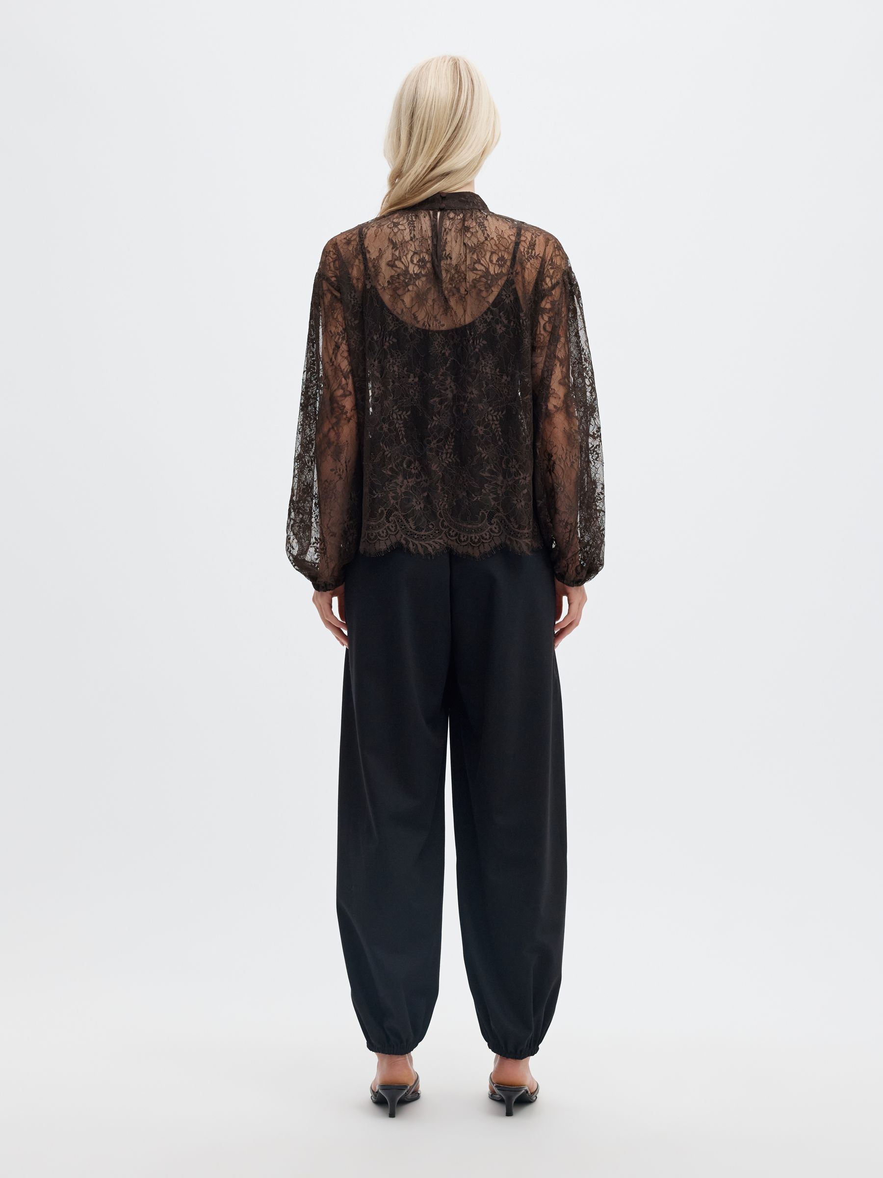 DENTELLE BLOUSE