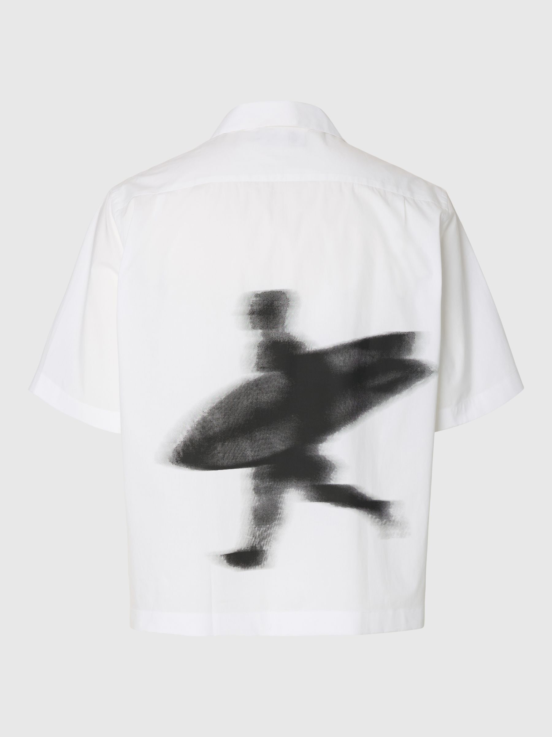 RELAXED FIT SHORT SLEEVED SHIRT