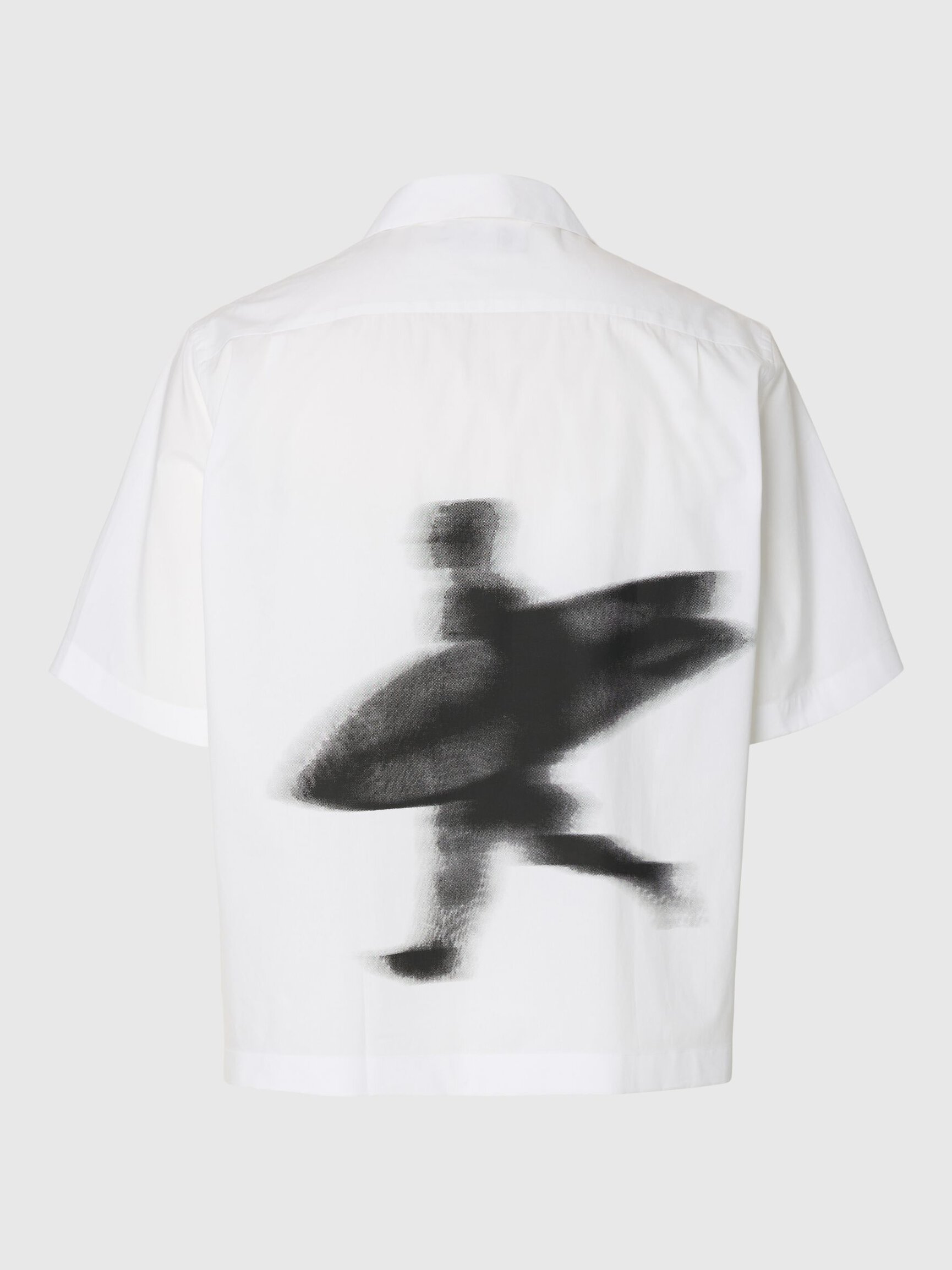 RELAXED FIT SHORT SLEEVED SHIRT