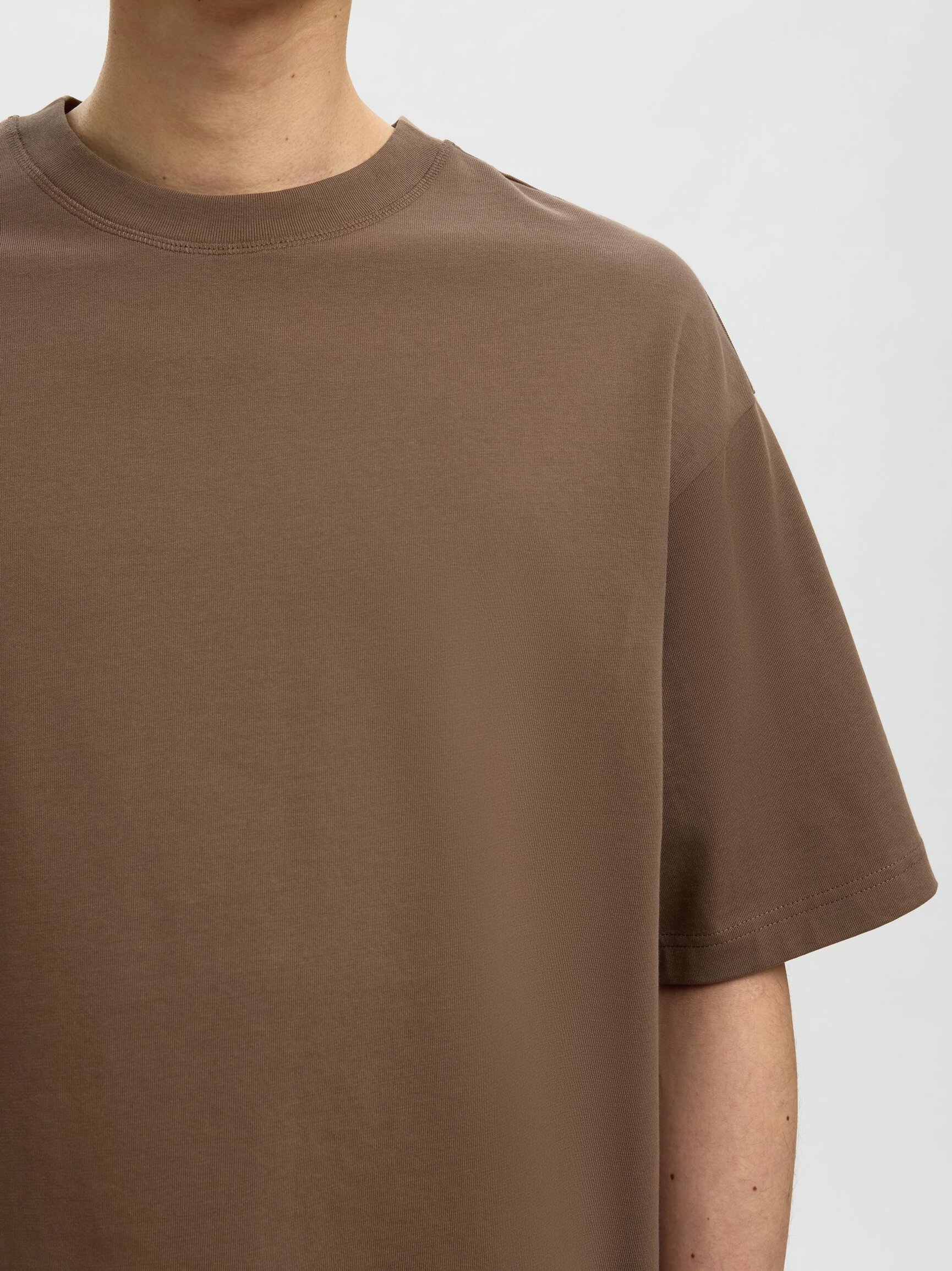 100% COTTON CREWNECK T-SHIRT