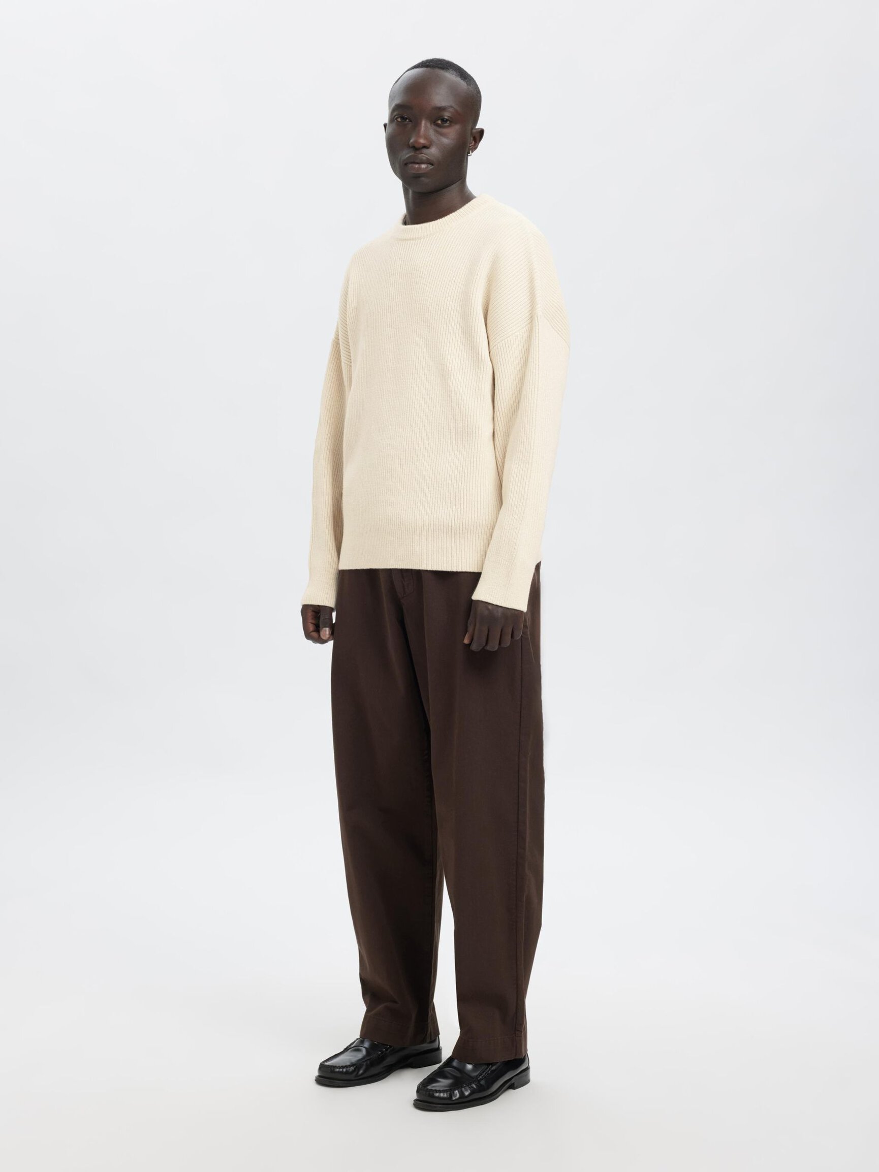 OVERSIZED KNITTED JUMPER