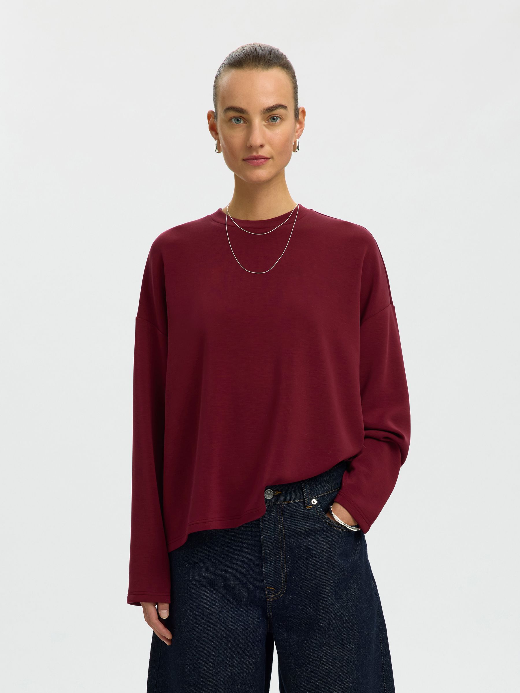 OVERSIZED LONG SLEEVED TOP